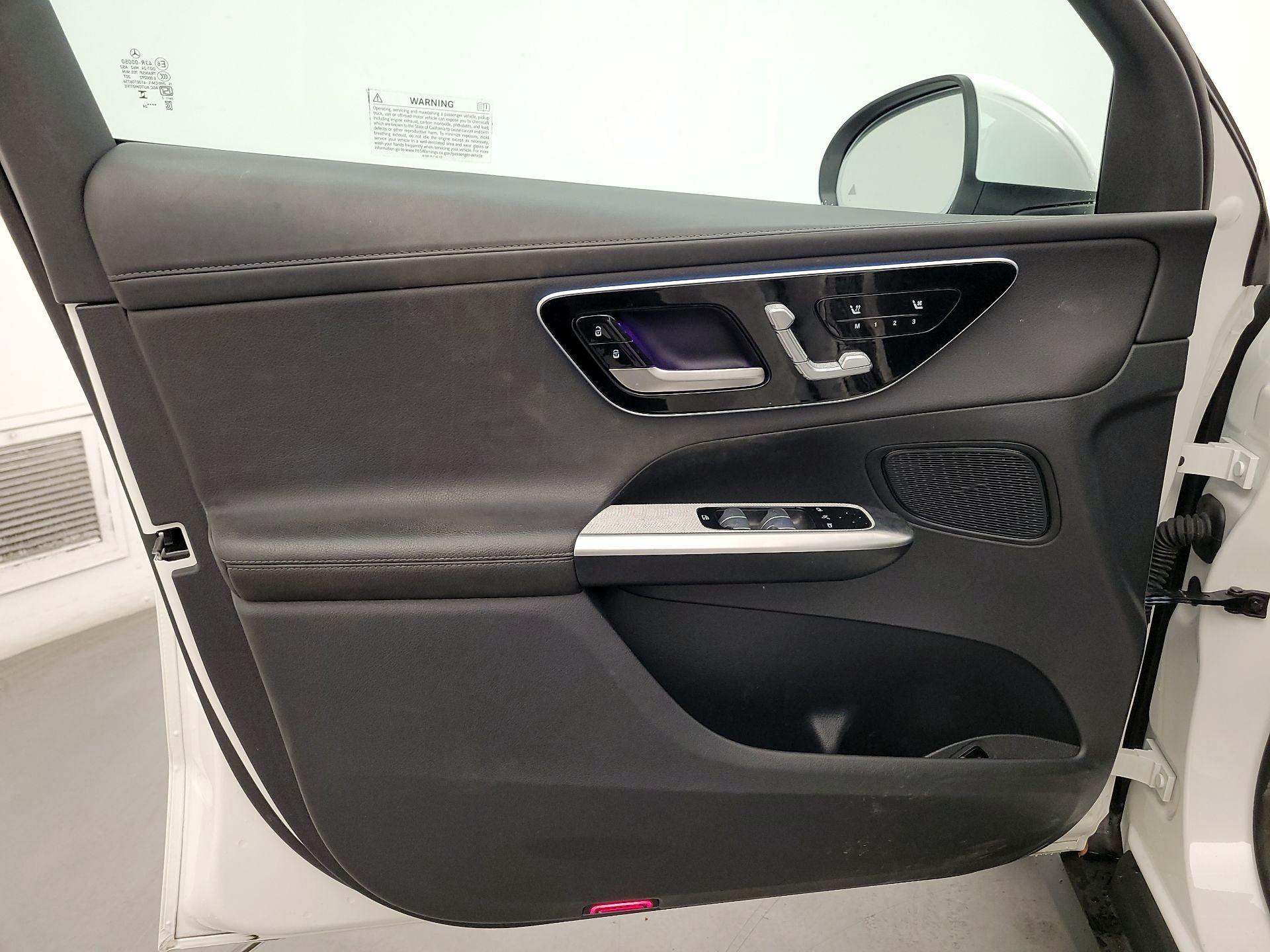 Thumbnail: 2024 Mercedes-Benz GLC - 12