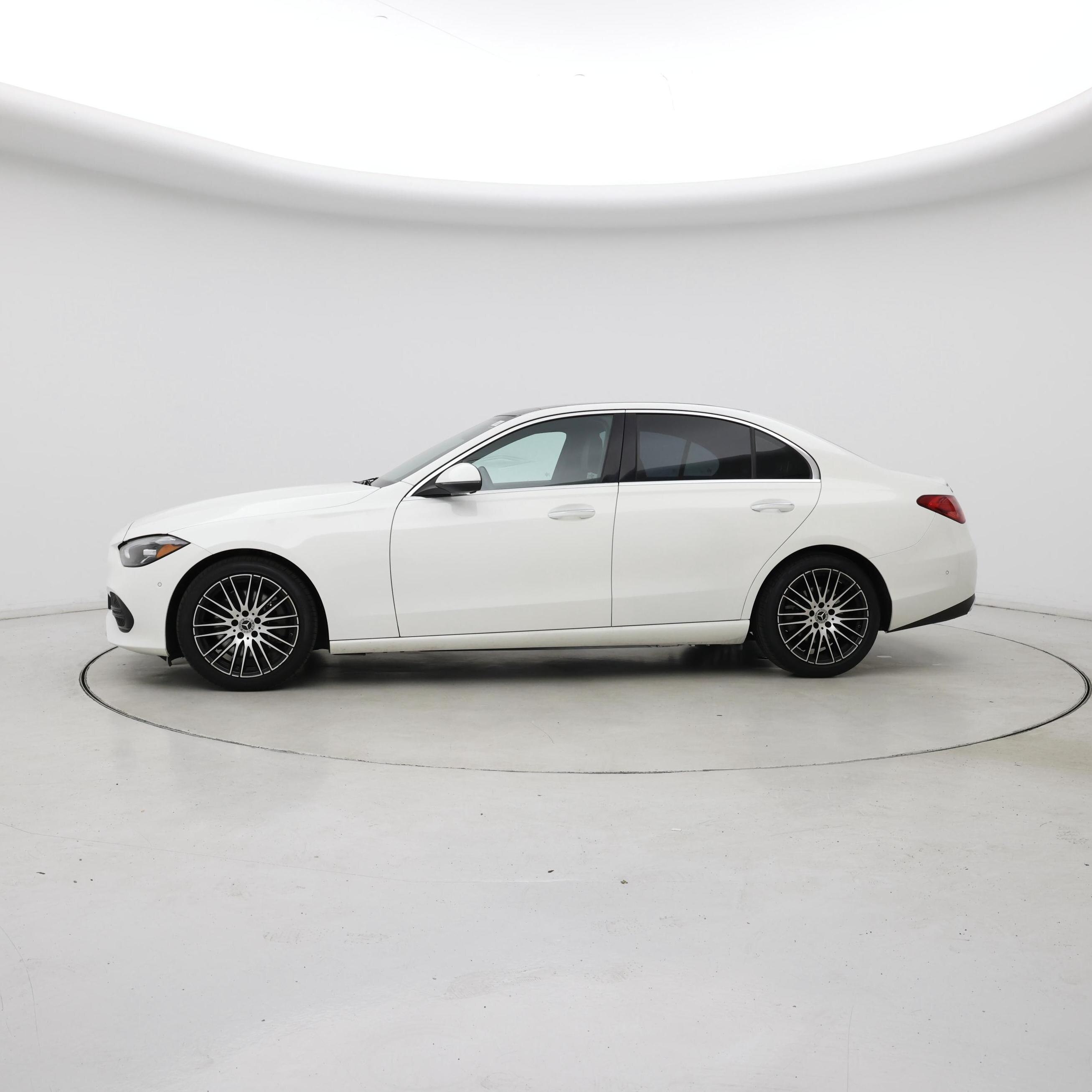 Thumbnail: 2024 Mercedes-Benz C-Class - 3