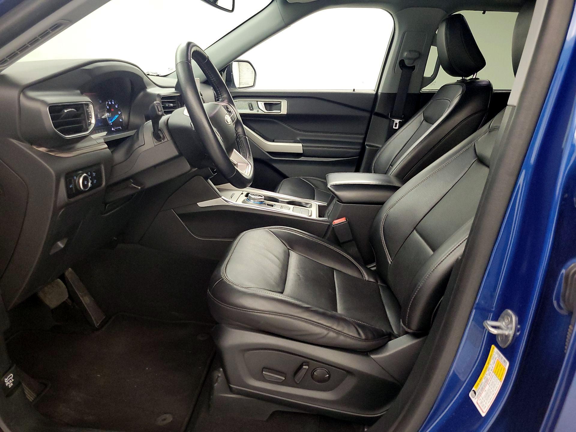 Thumbnail: 2023 Ford Explorer - 11