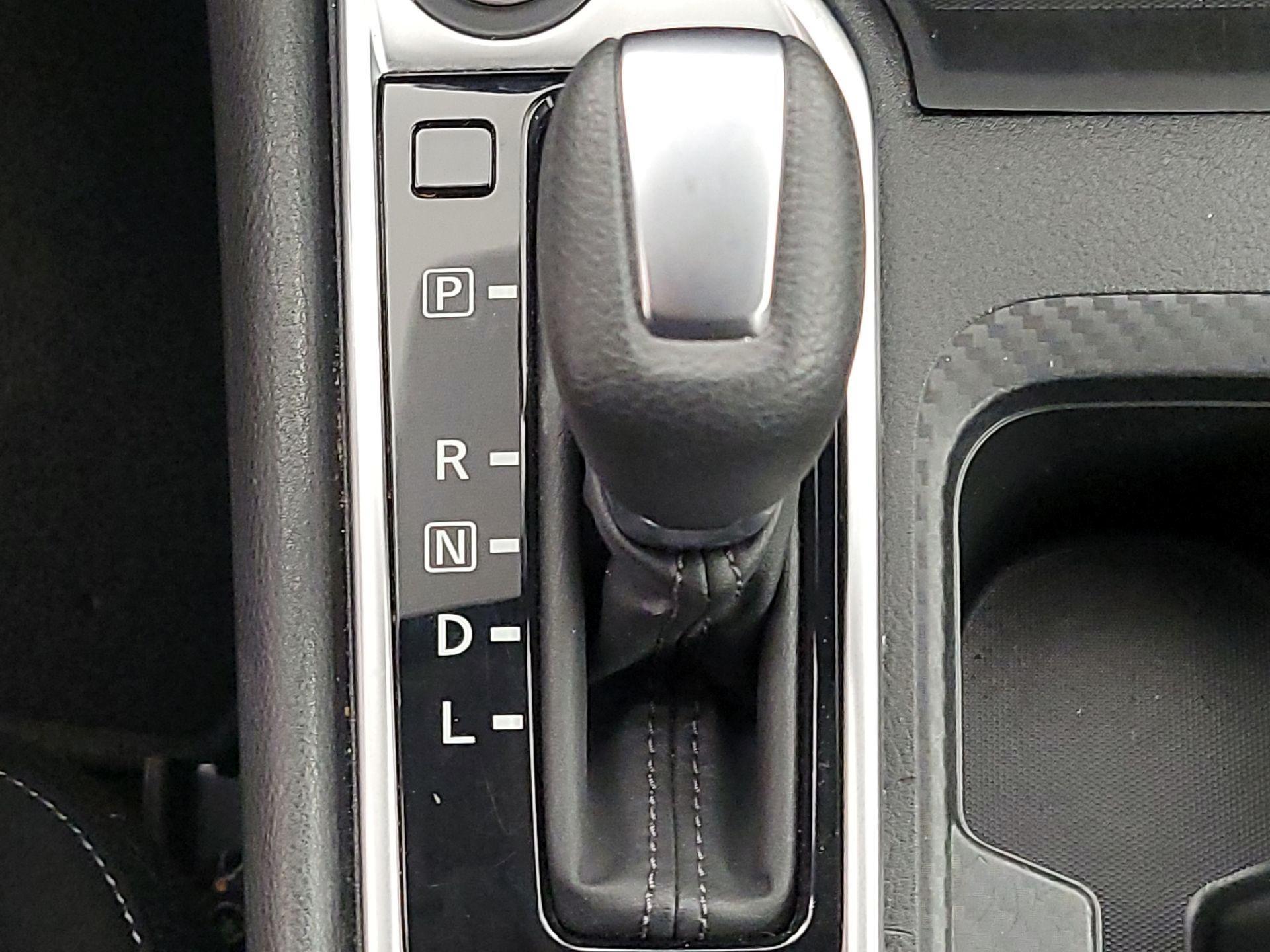 Thumbnail: 2024 Nissan Sentra - 17