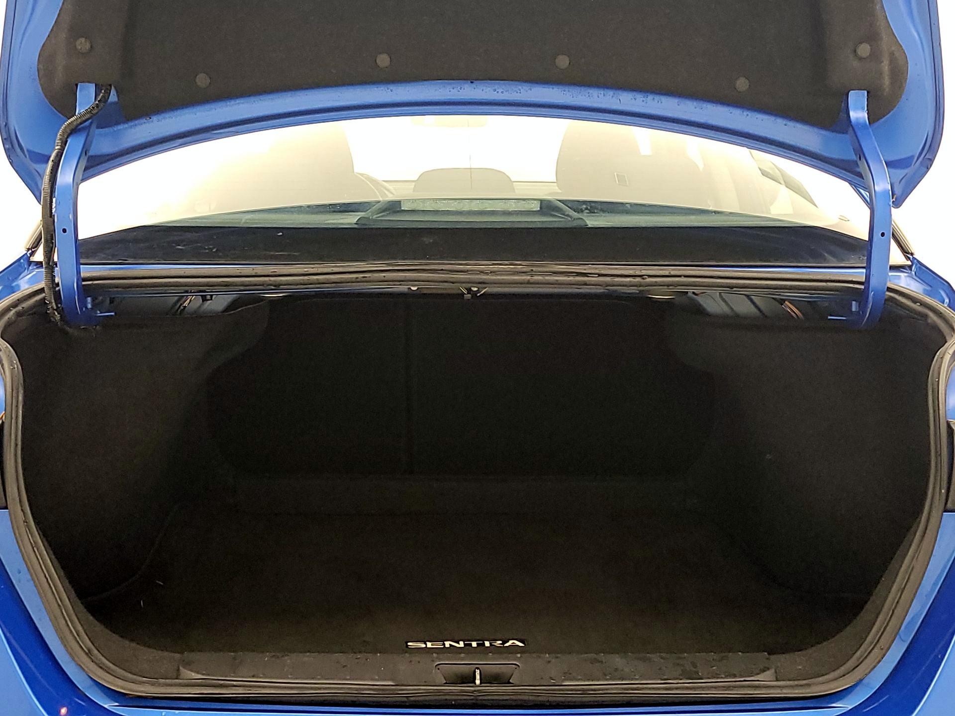 Thumbnail: 2024 Nissan Sentra - 20