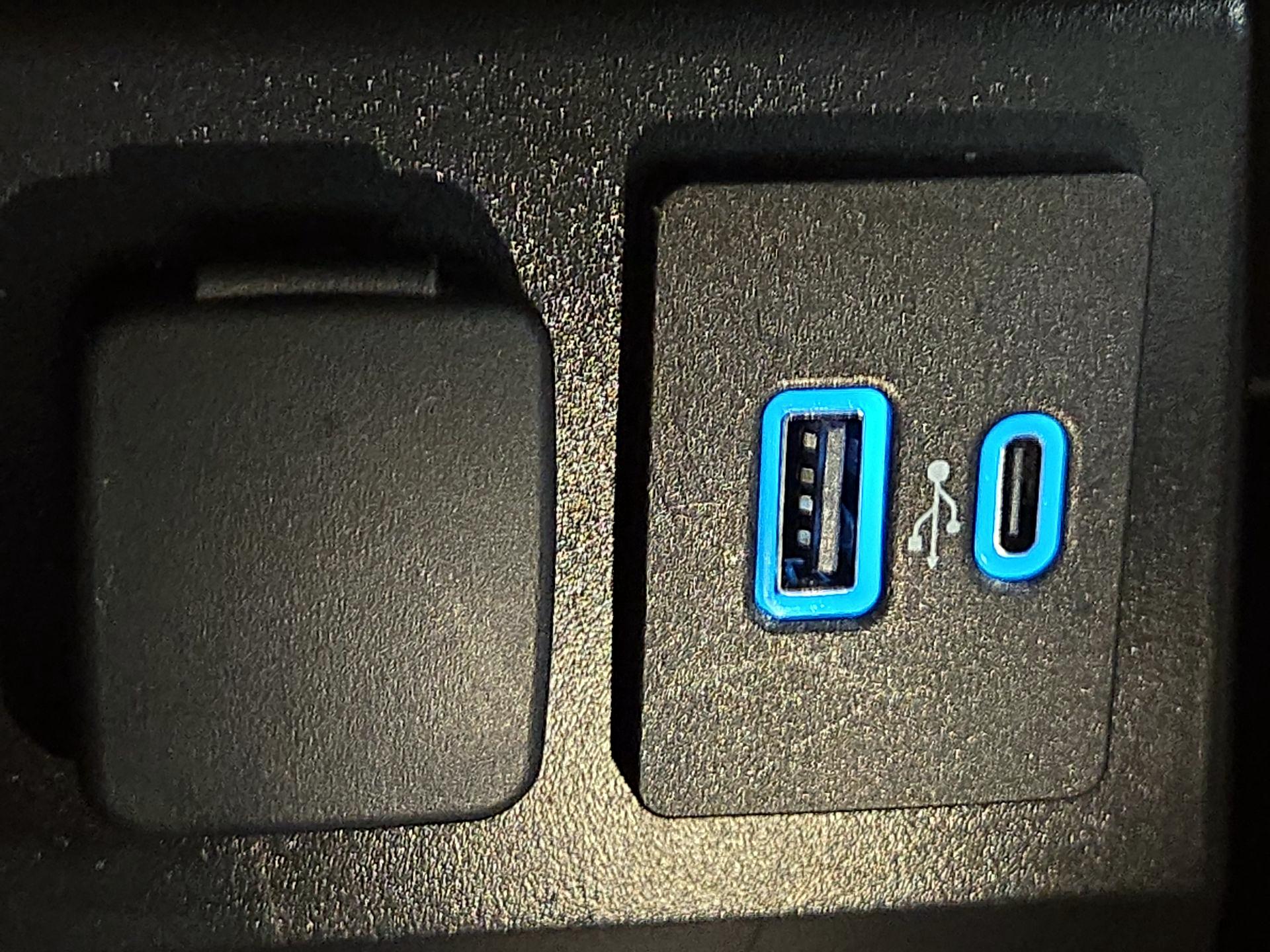 Thumbnail: 2024 Ford Explorer - 18