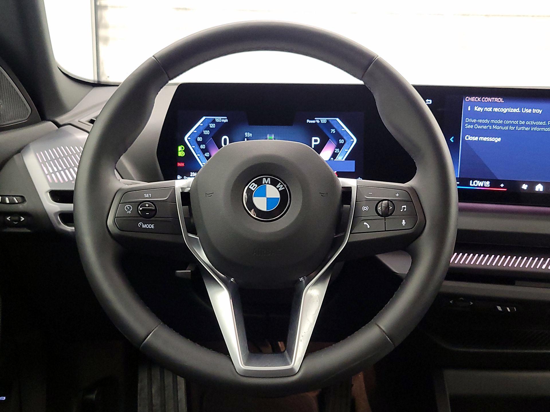 Thumbnail: 2025 BMW 2 Series - 10