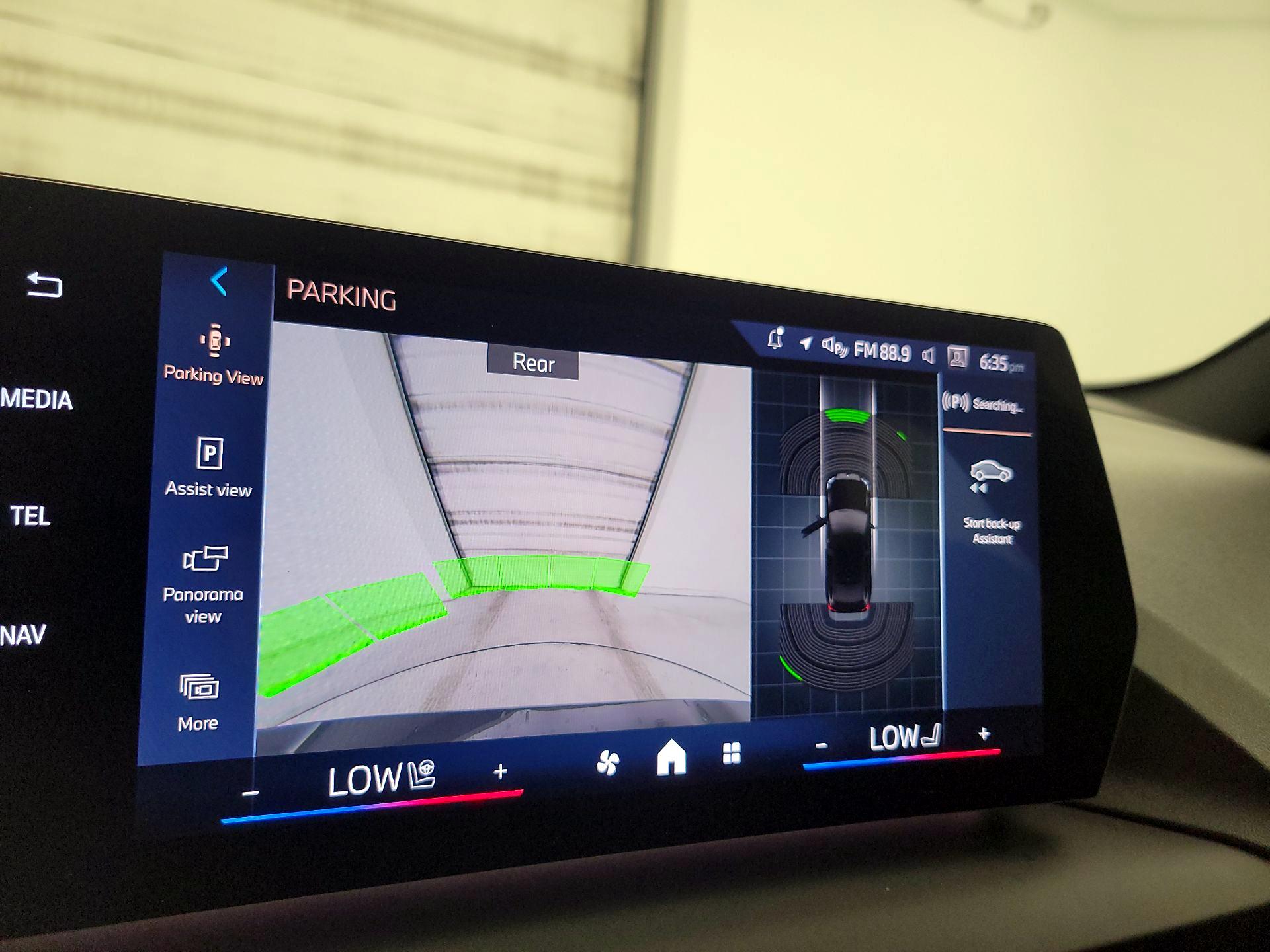 Thumbnail: 2025 BMW 2 Series - 13