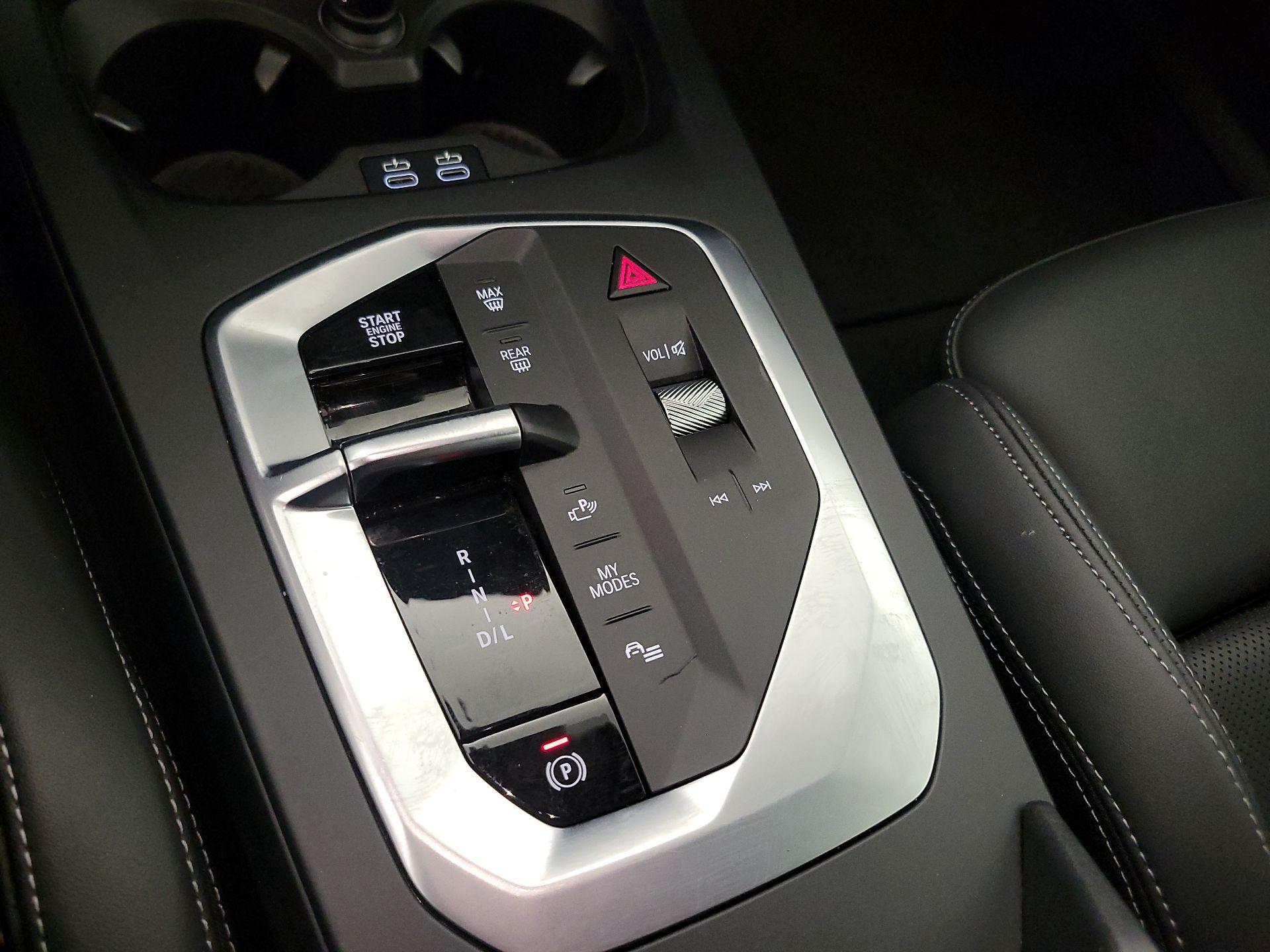 Thumbnail: 2025 BMW 2 Series - 16