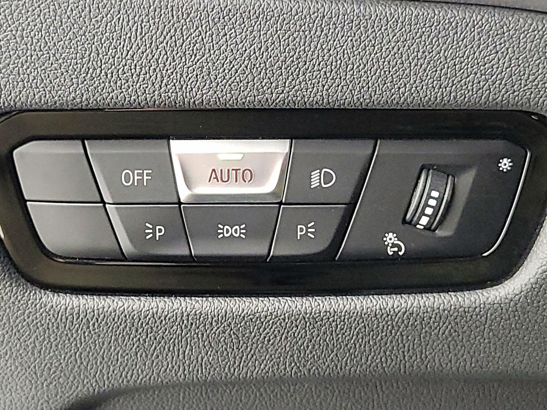 Thumbnail: 2025 BMW 4 Series - 13