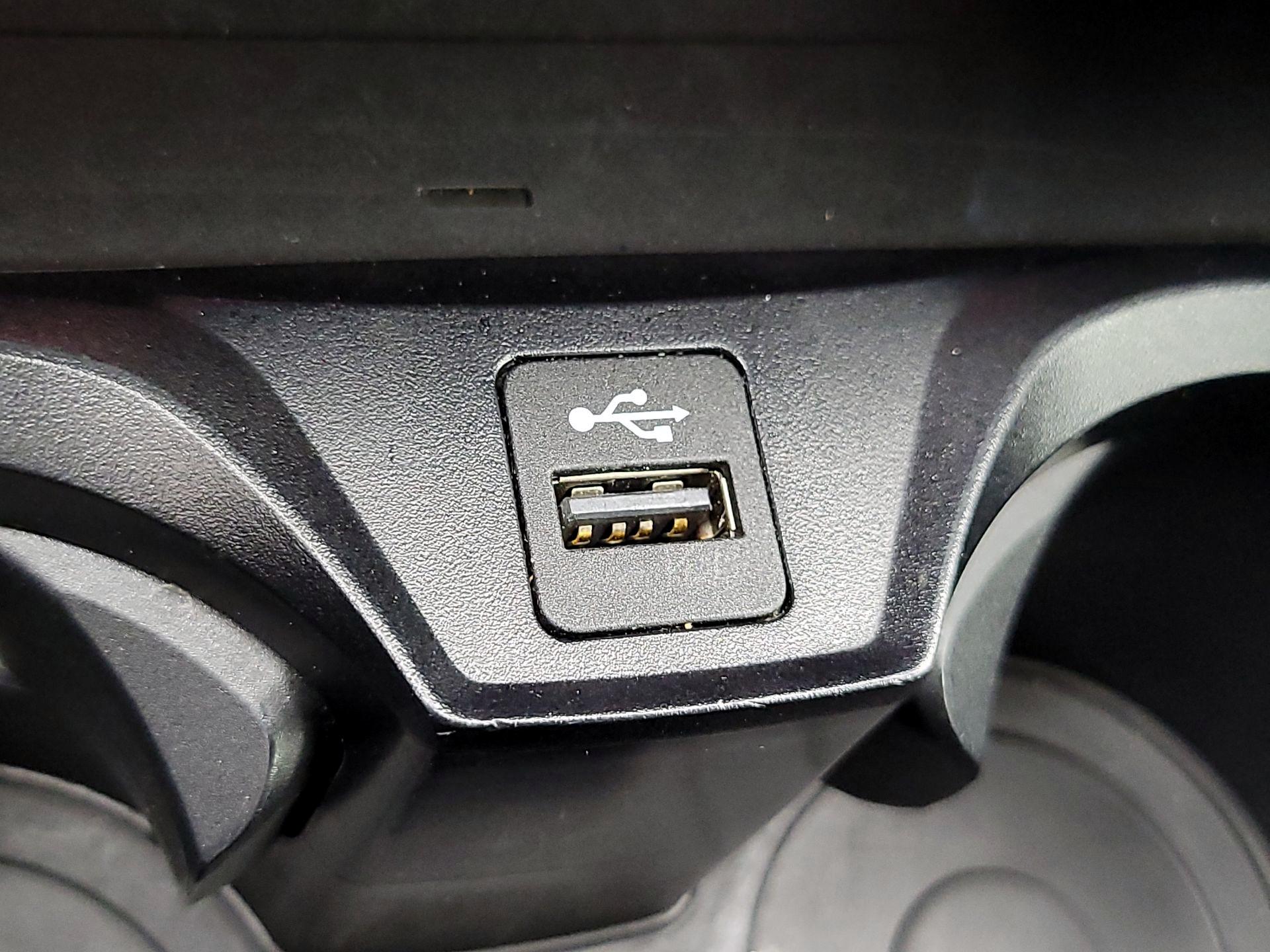 Thumbnail: 2025 BMW 4 Series - 19