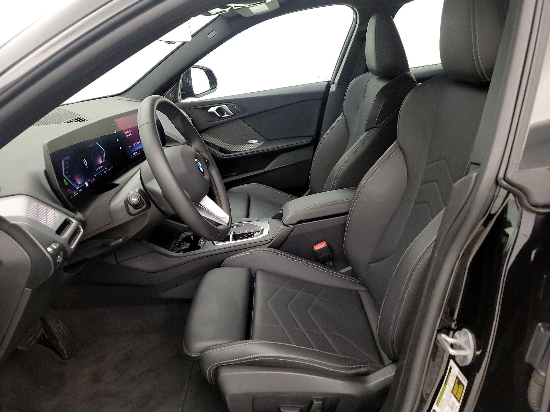 Thumbnail: 2025 BMW 2 Series - 11