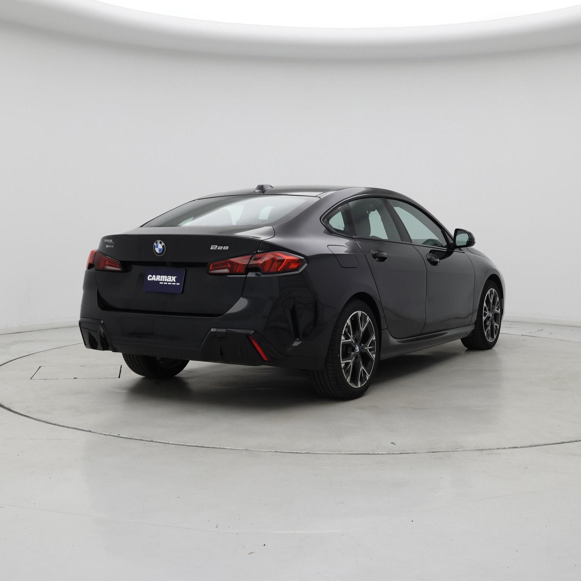 Thumbnail: 2025 BMW 2 Series - 8