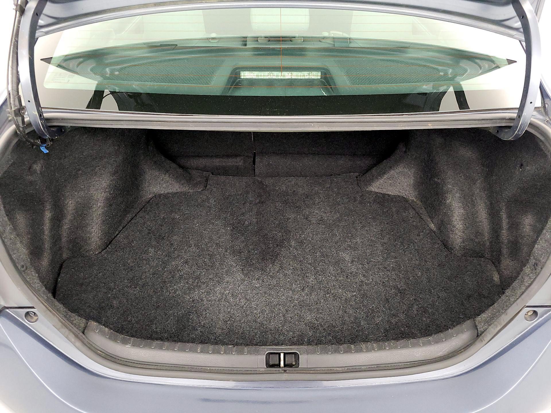 Thumbnail: 2015 Toyota Corolla - 20