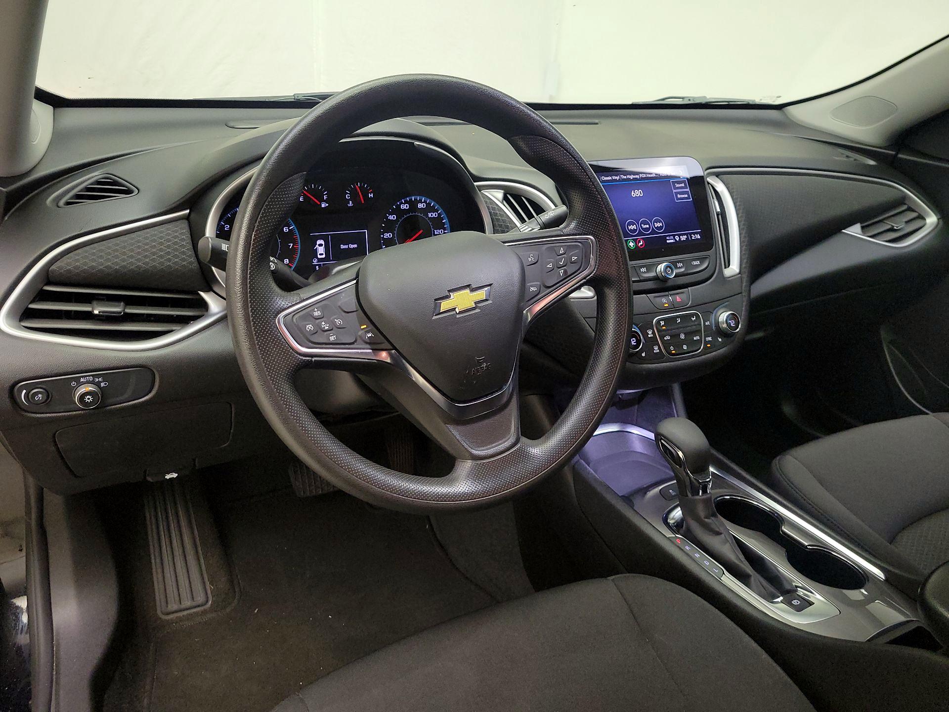 Thumbnail: 2024 Chevrolet Malibu - 9