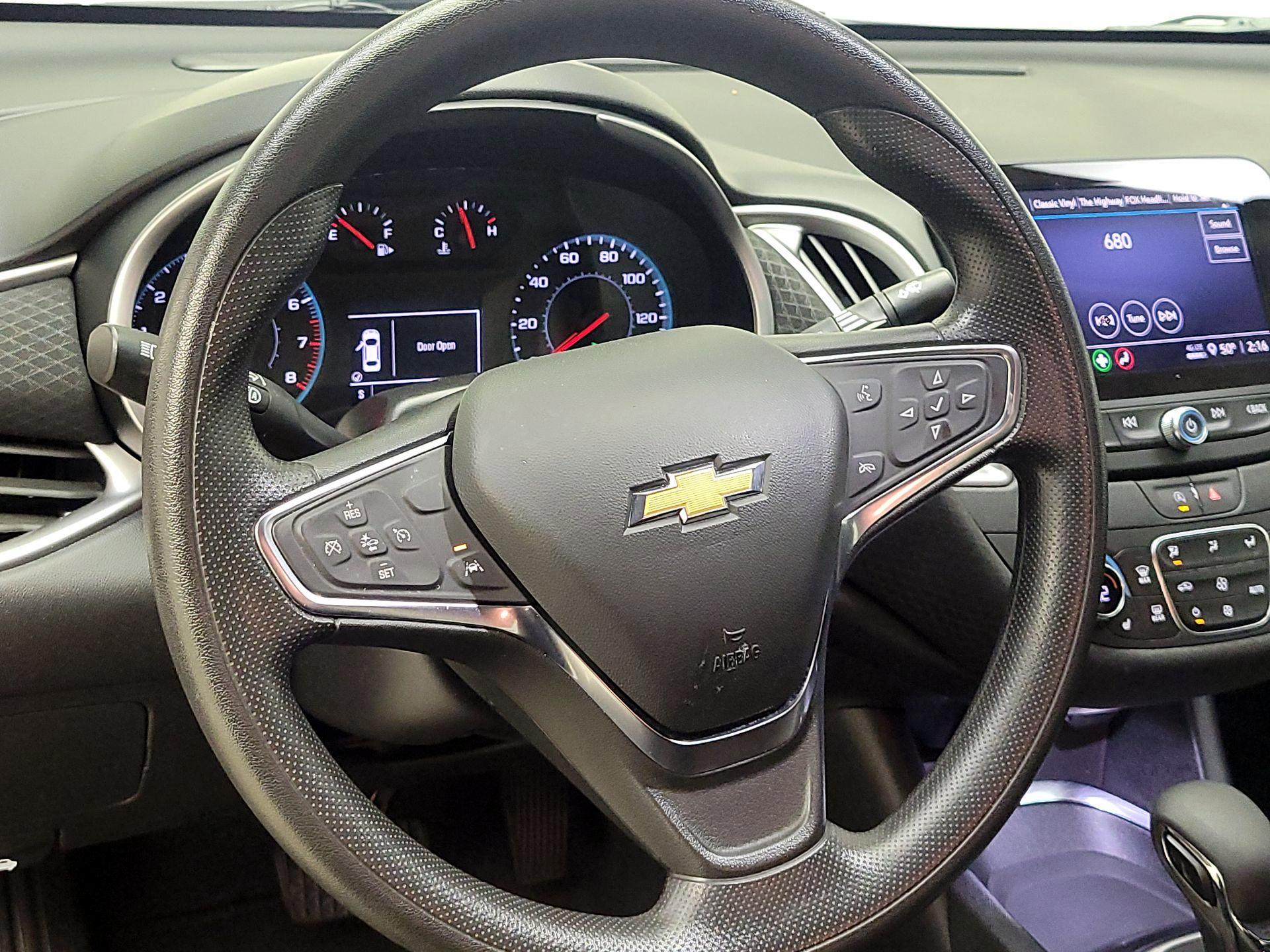 Thumbnail: 2024 Chevrolet Malibu - 10