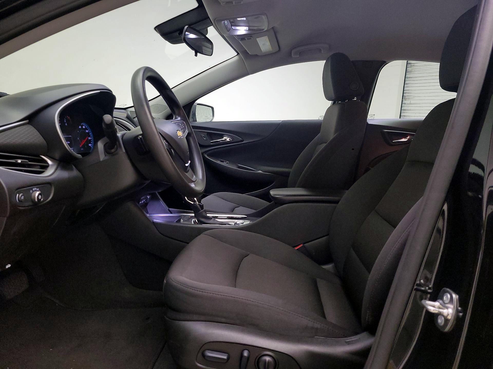 Thumbnail: 2024 Chevrolet Malibu - 11