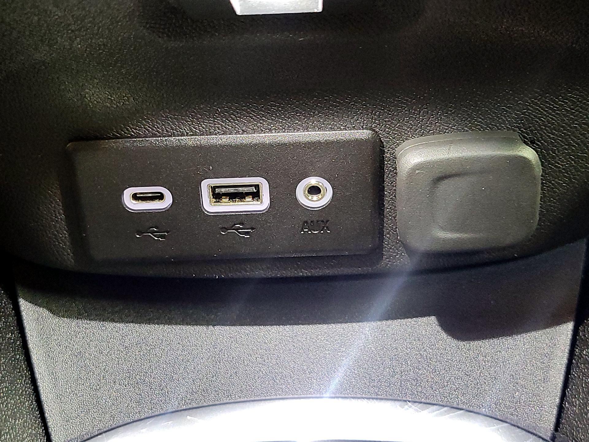 Thumbnail: 2024 Chevrolet Malibu - 18