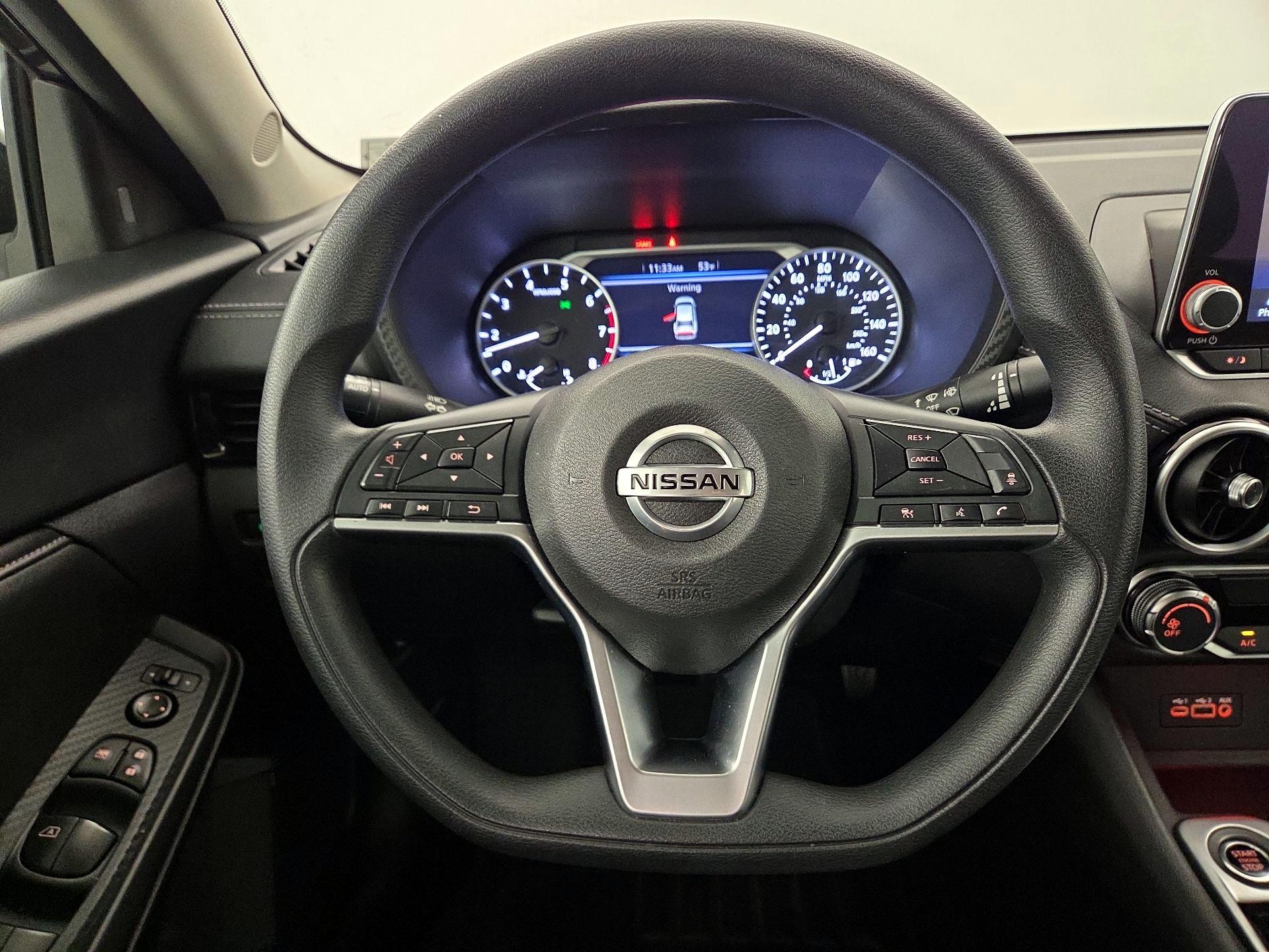 Thumbnail: 2023 Nissan Sentra - 10