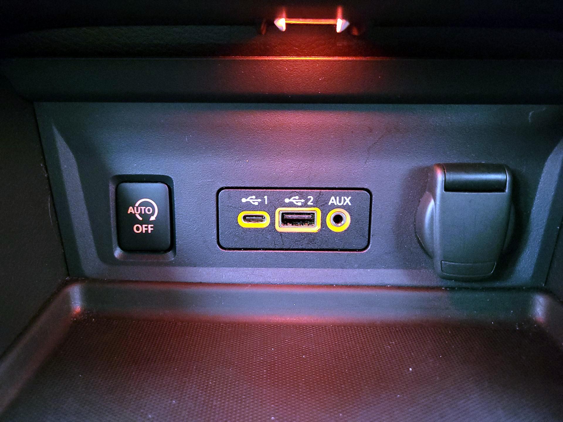 Thumbnail: 2024 Nissan Sentra - 18