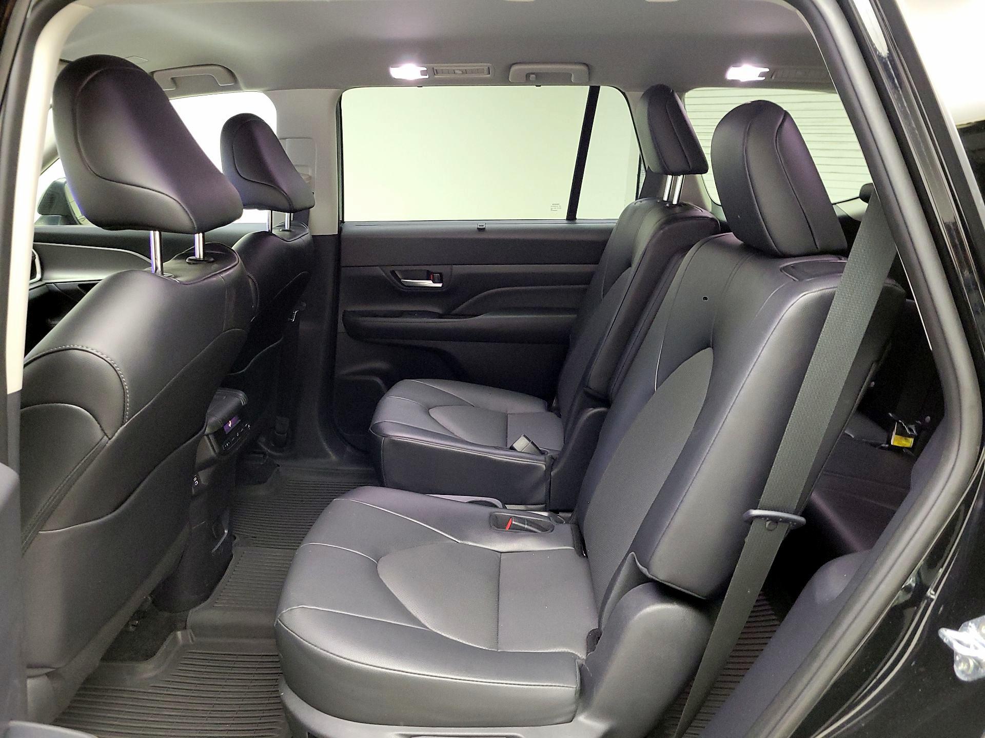 Thumbnail: 2024 Toyota Grand Highlander - 19