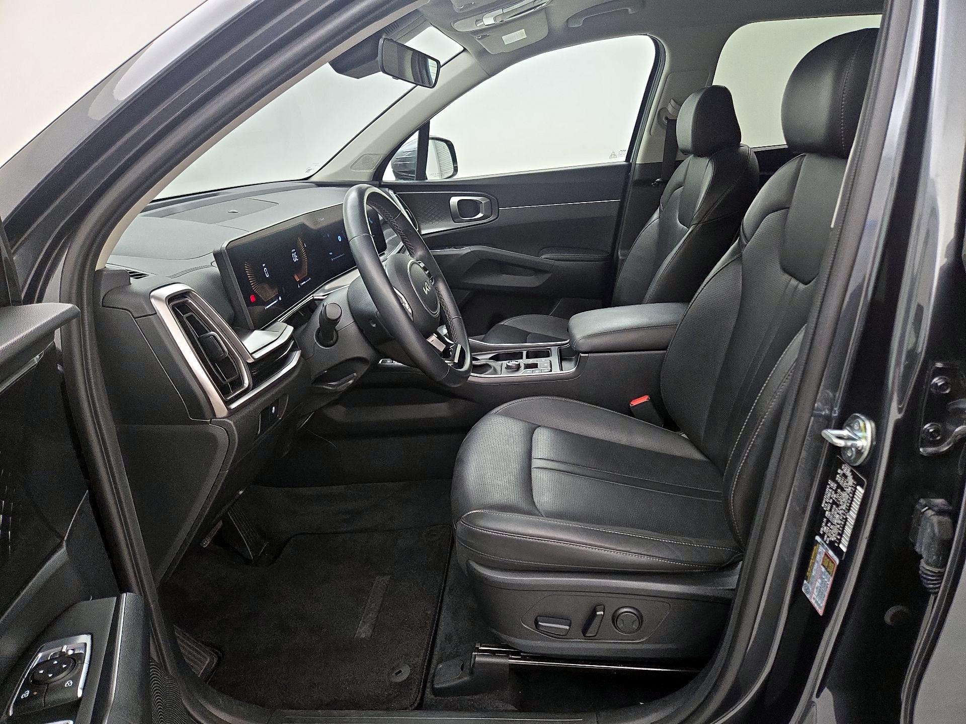 Thumbnail: 2024 Kia Sorento - 11