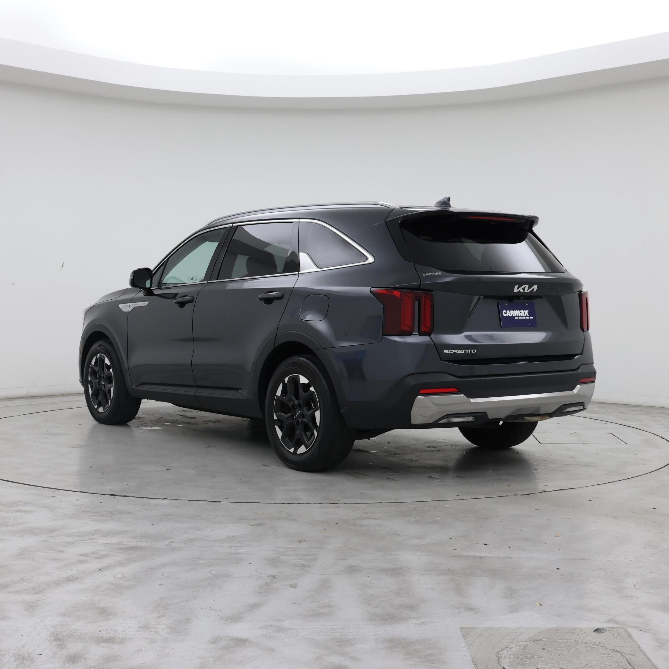 Thumbnail: 2024 Kia Sorento - 2