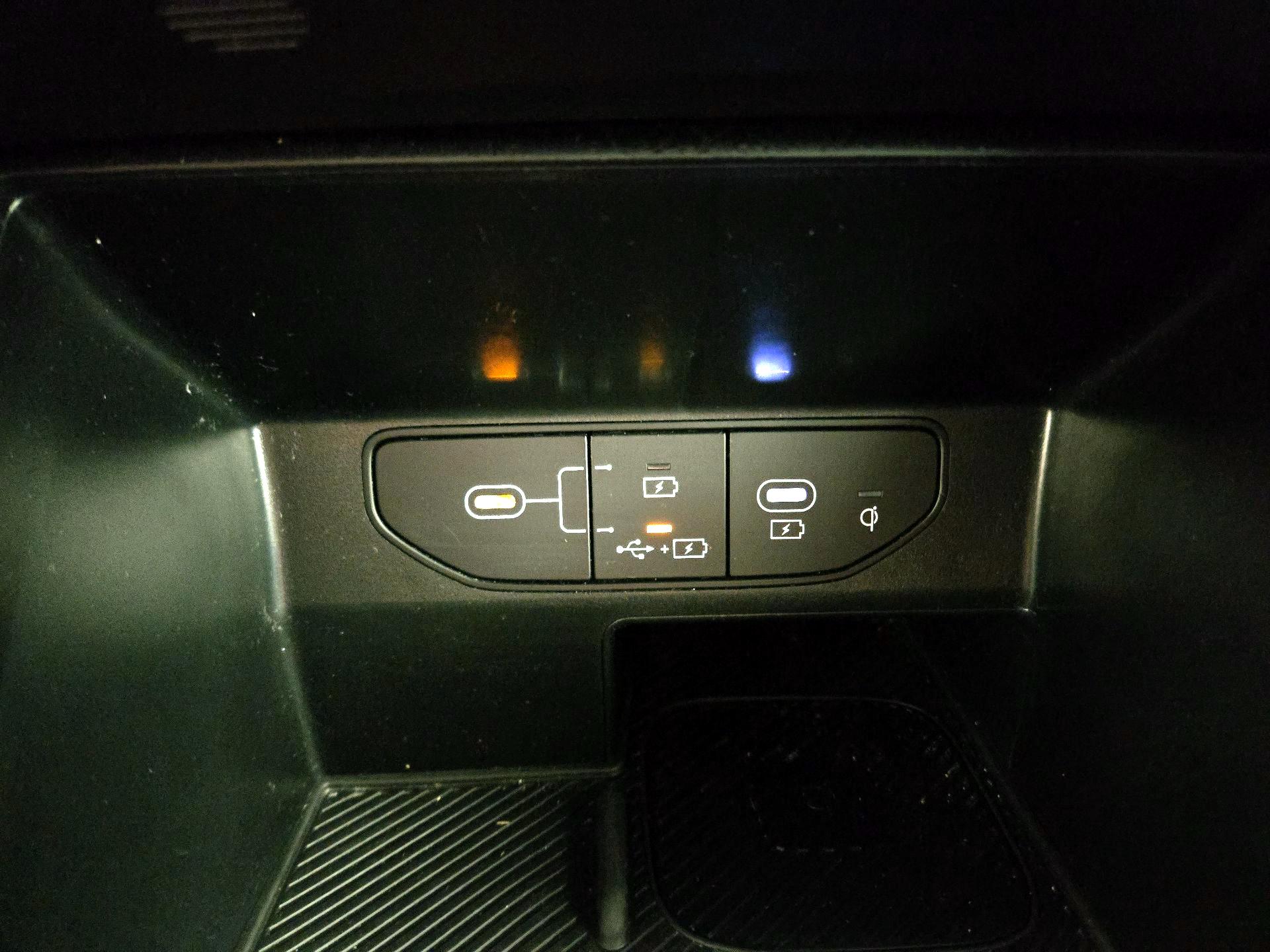 Thumbnail: 2024 Kia Sorento - 19