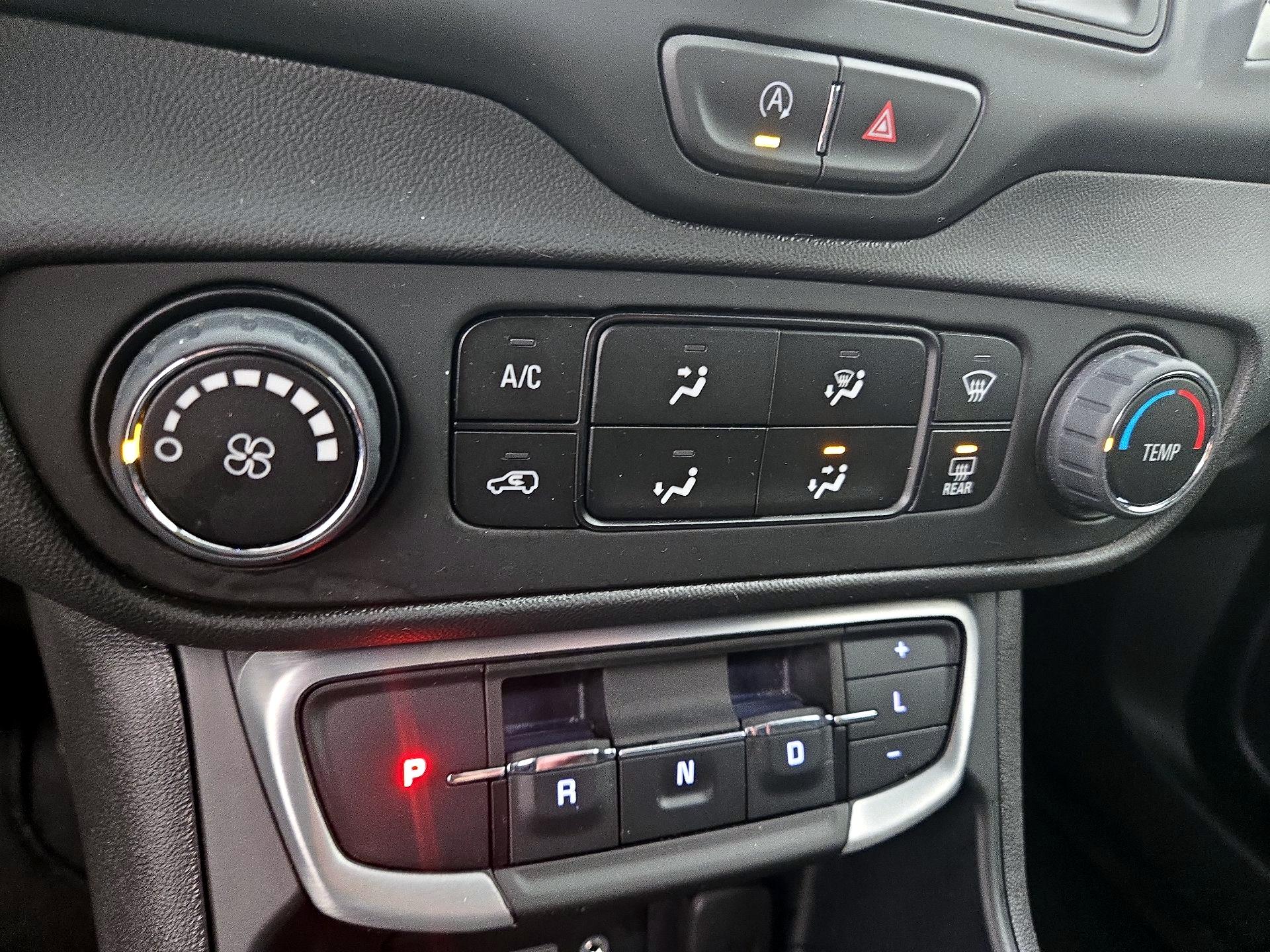 Thumbnail: 2024 GMC Terrain - 16