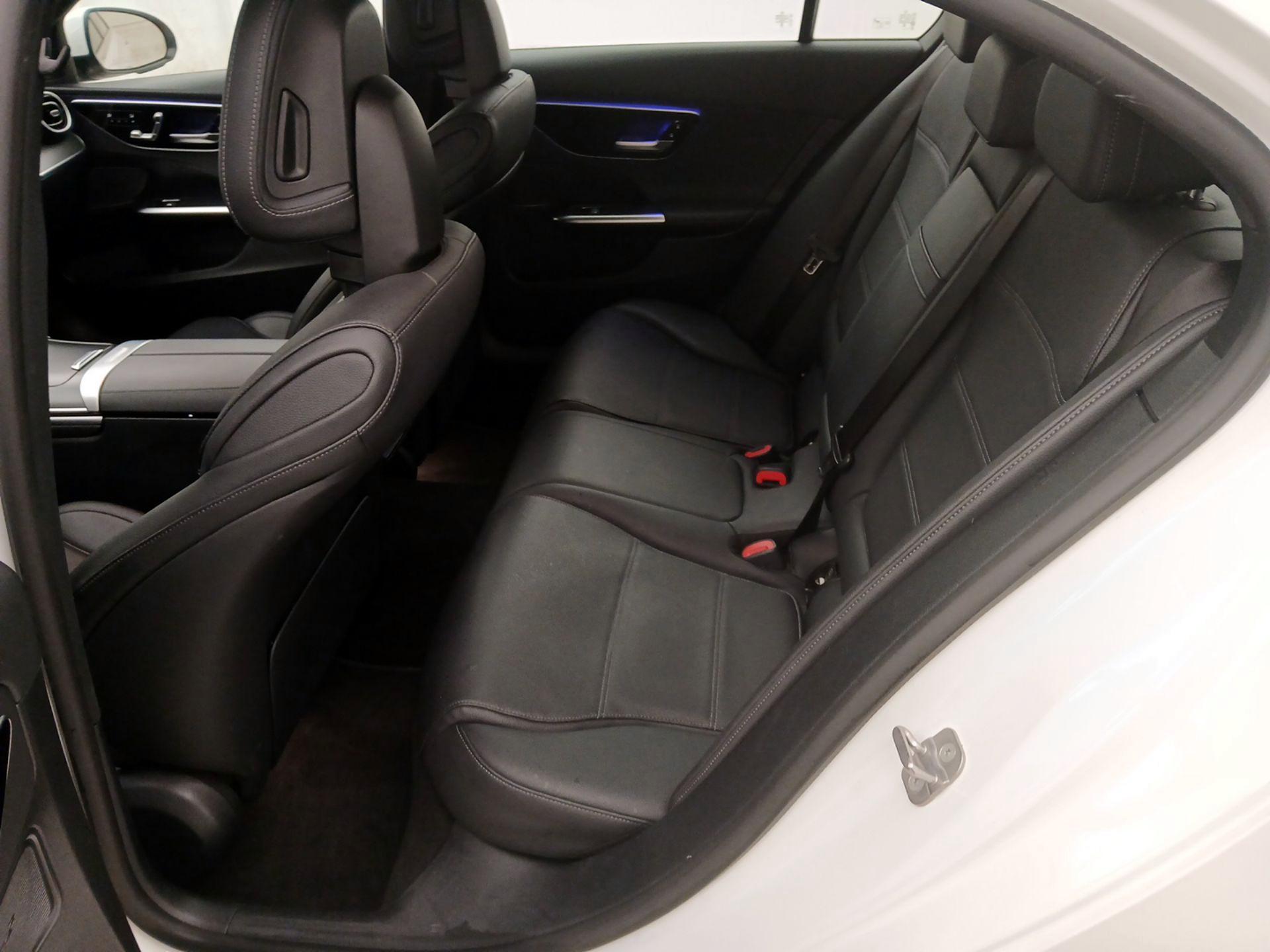 Thumbnail: 2024 Mercedes-Benz C-Class - 20