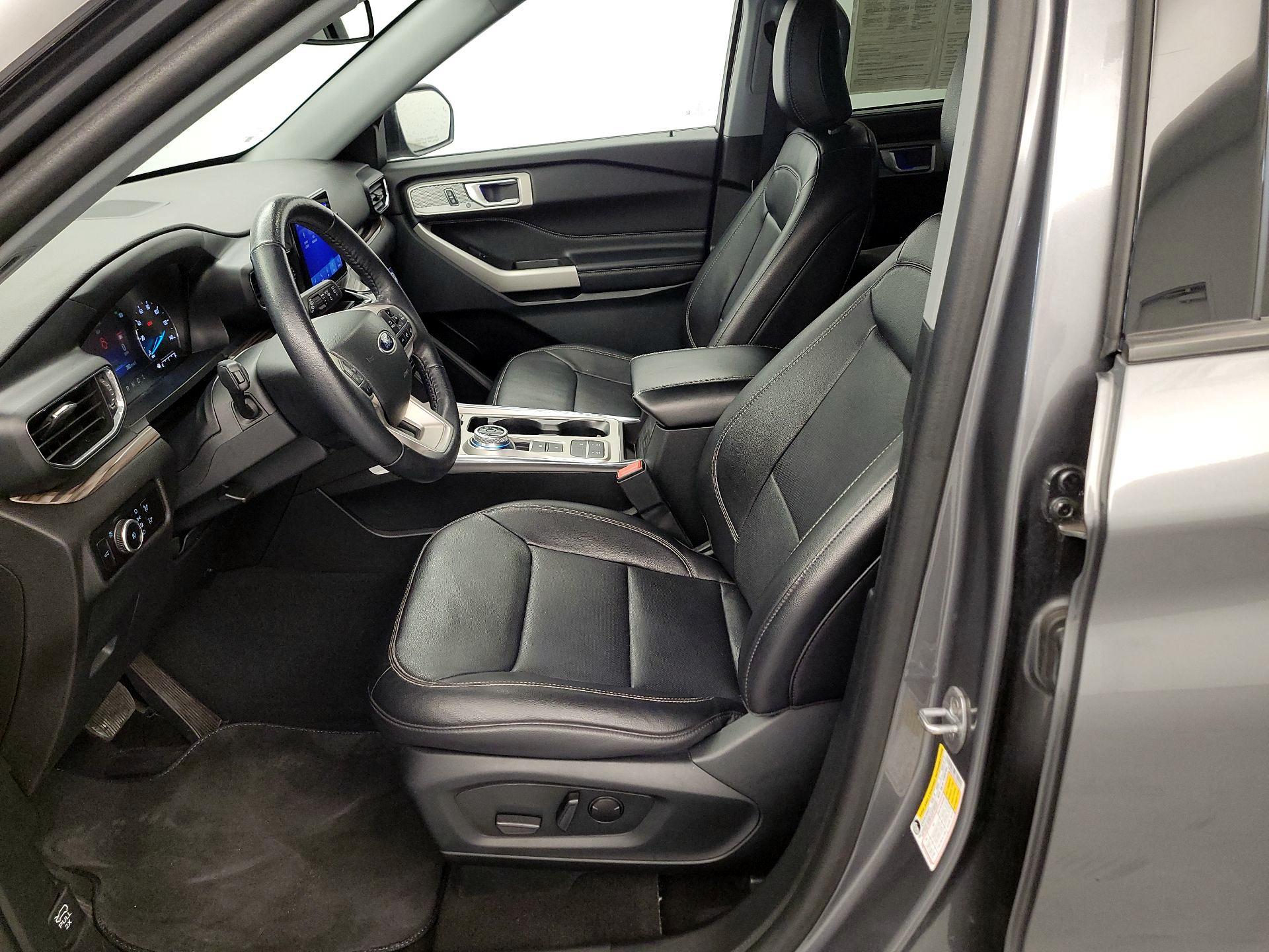 Thumbnail: 2023 Ford Explorer - 11