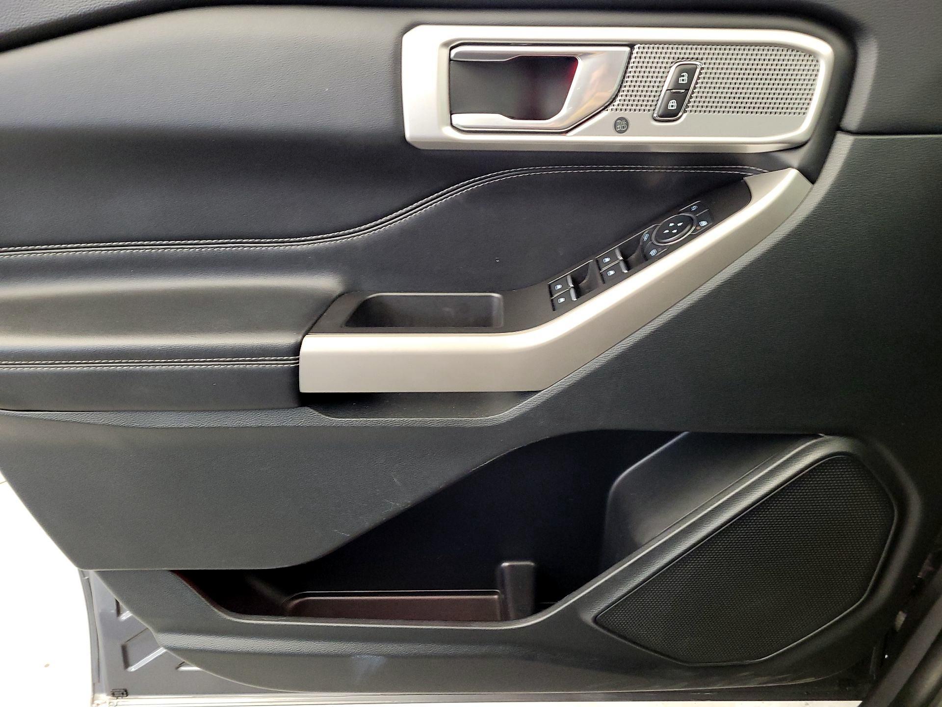 Thumbnail: 2023 Ford Explorer - 12