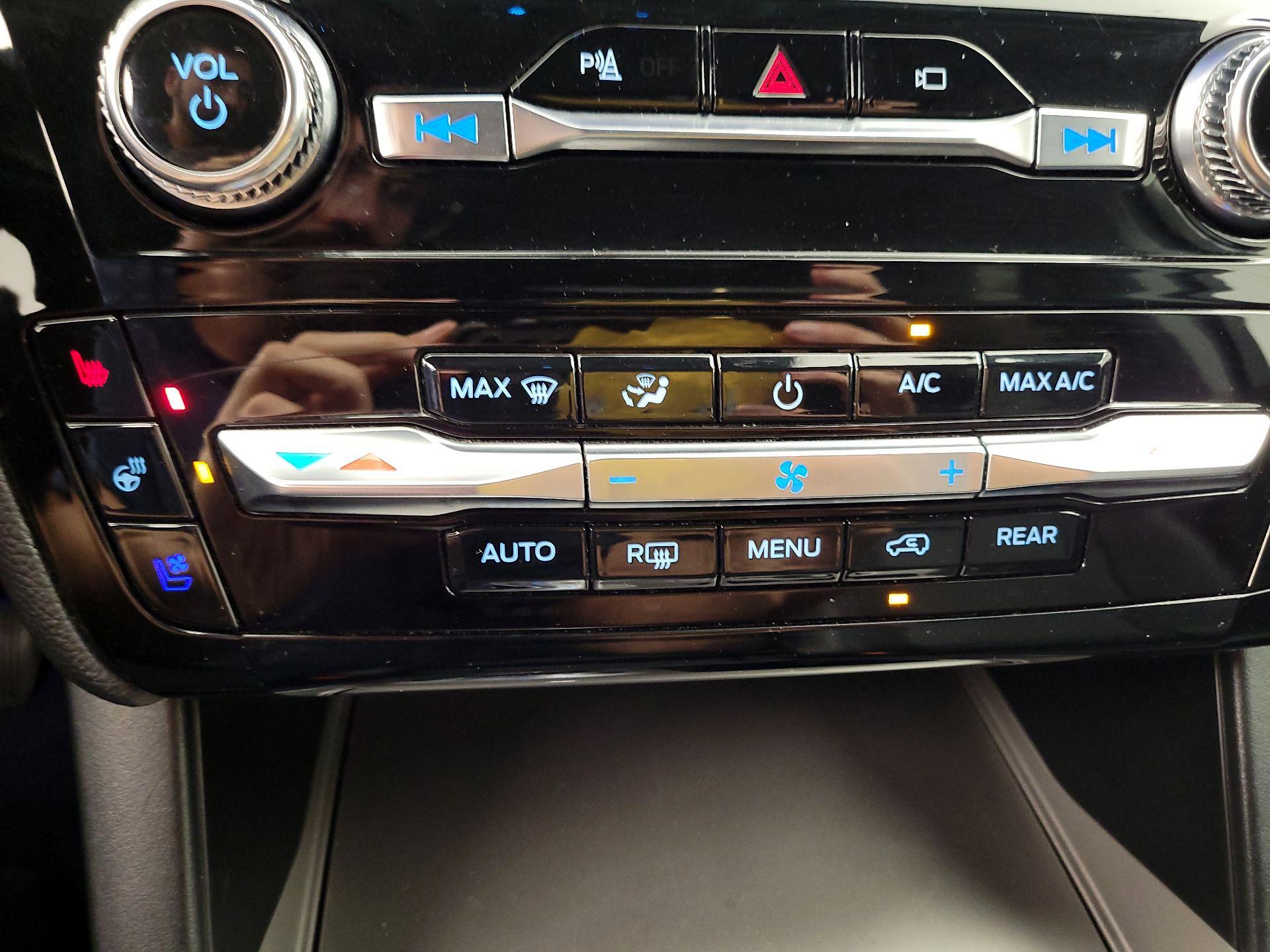 Thumbnail: 2023 Ford Explorer - 14