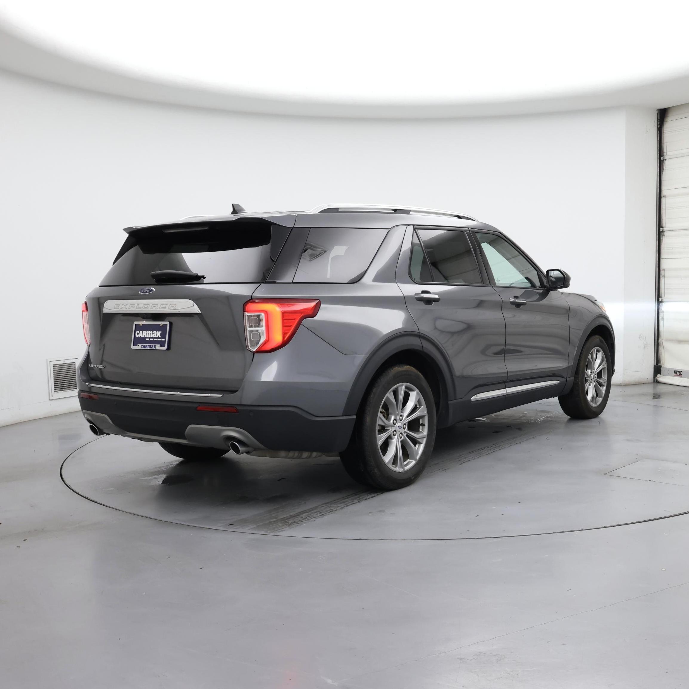 Thumbnail: 2023 Ford Explorer - 8