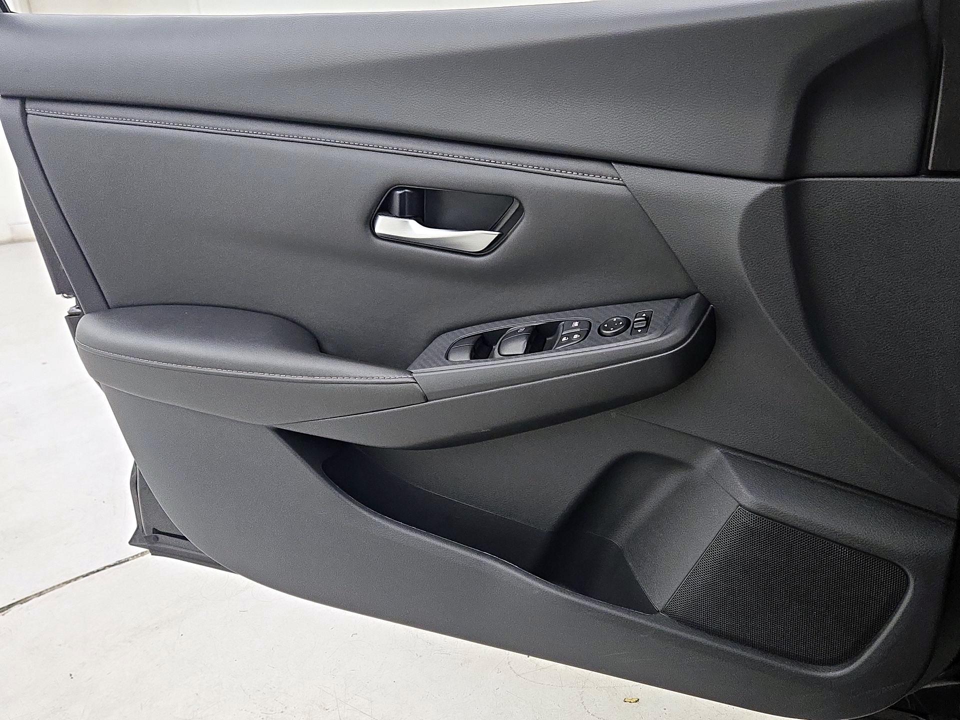 Thumbnail: 2024 Nissan Sentra - 12