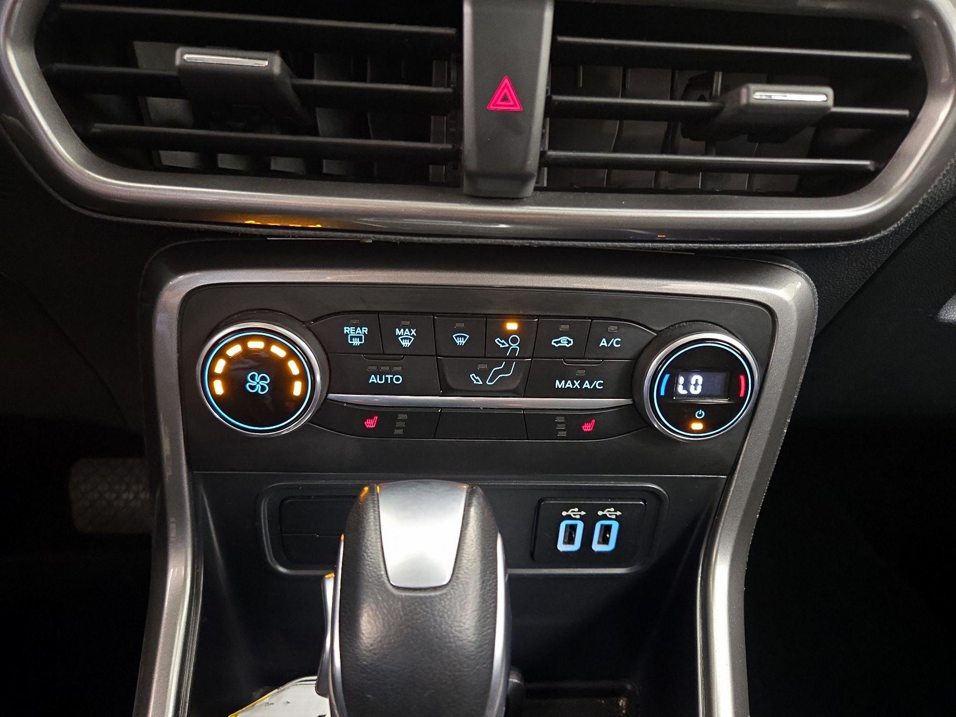 Thumbnail: 2021 Ford EcoSport - 16