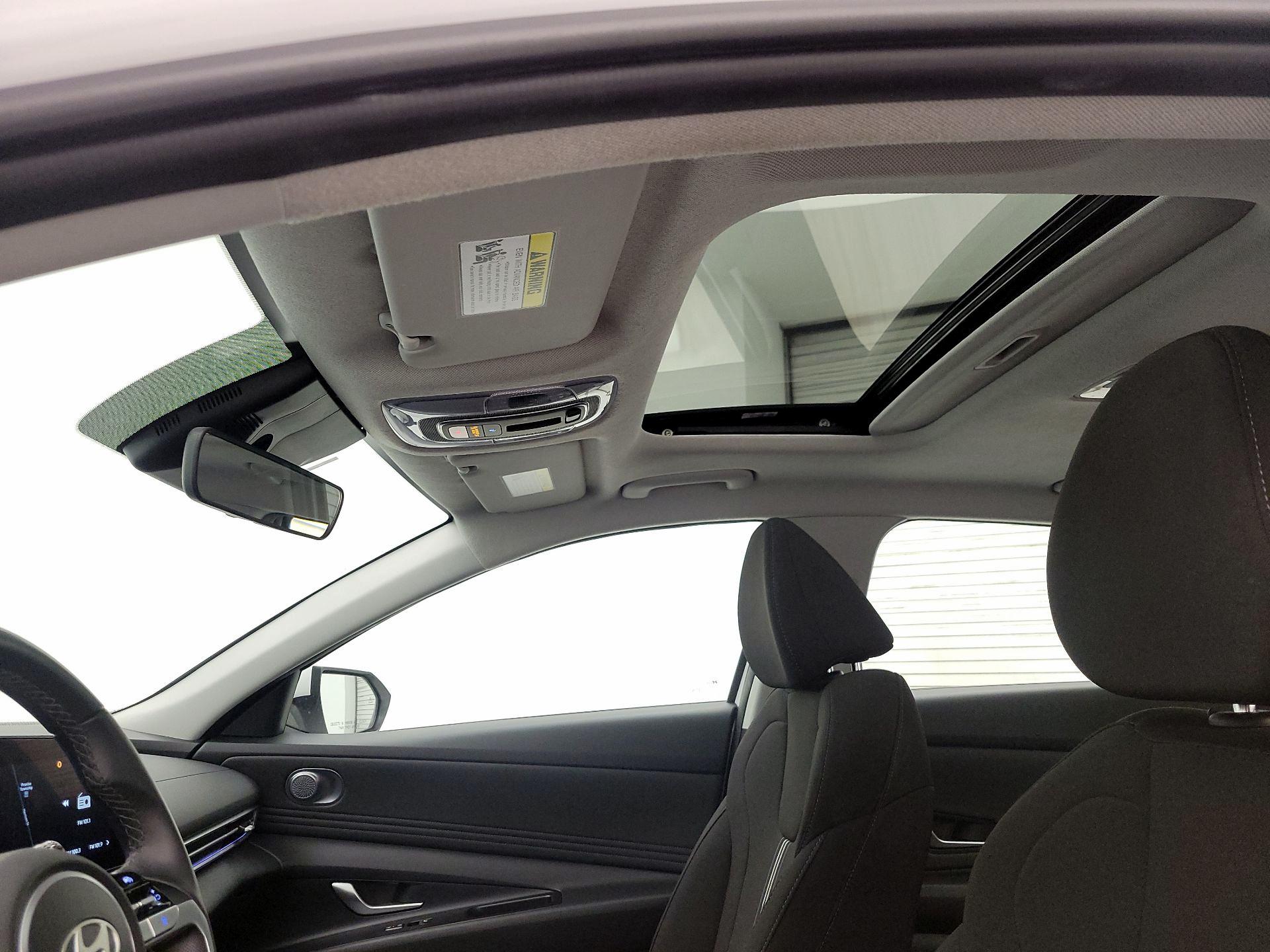 Thumbnail: 2025 Hyundai Elantra - 20