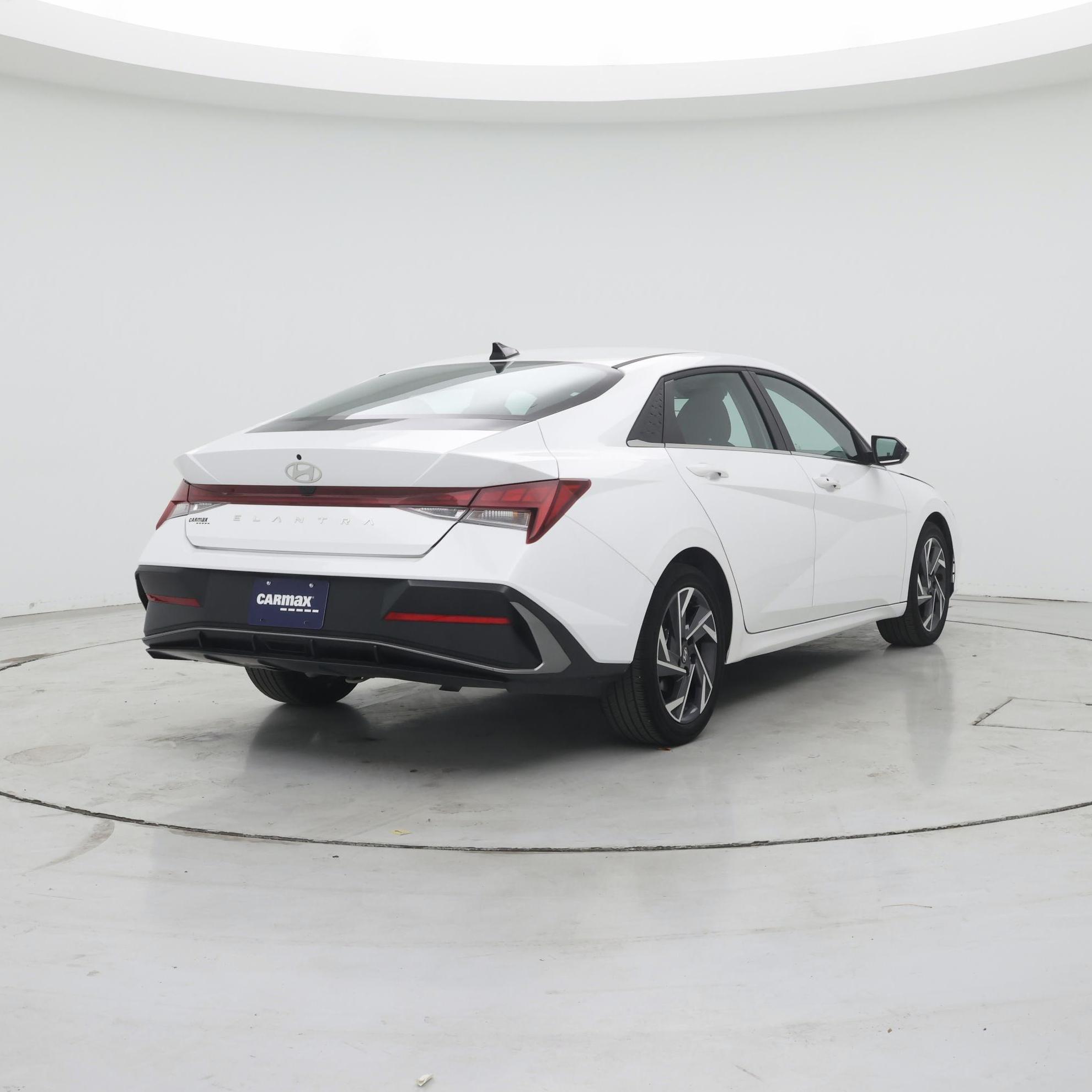 Thumbnail: 2025 Hyundai Elantra - 8