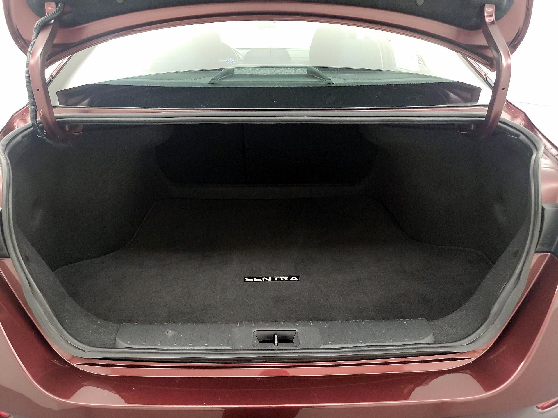 Thumbnail: 2024 Nissan Sentra - 20