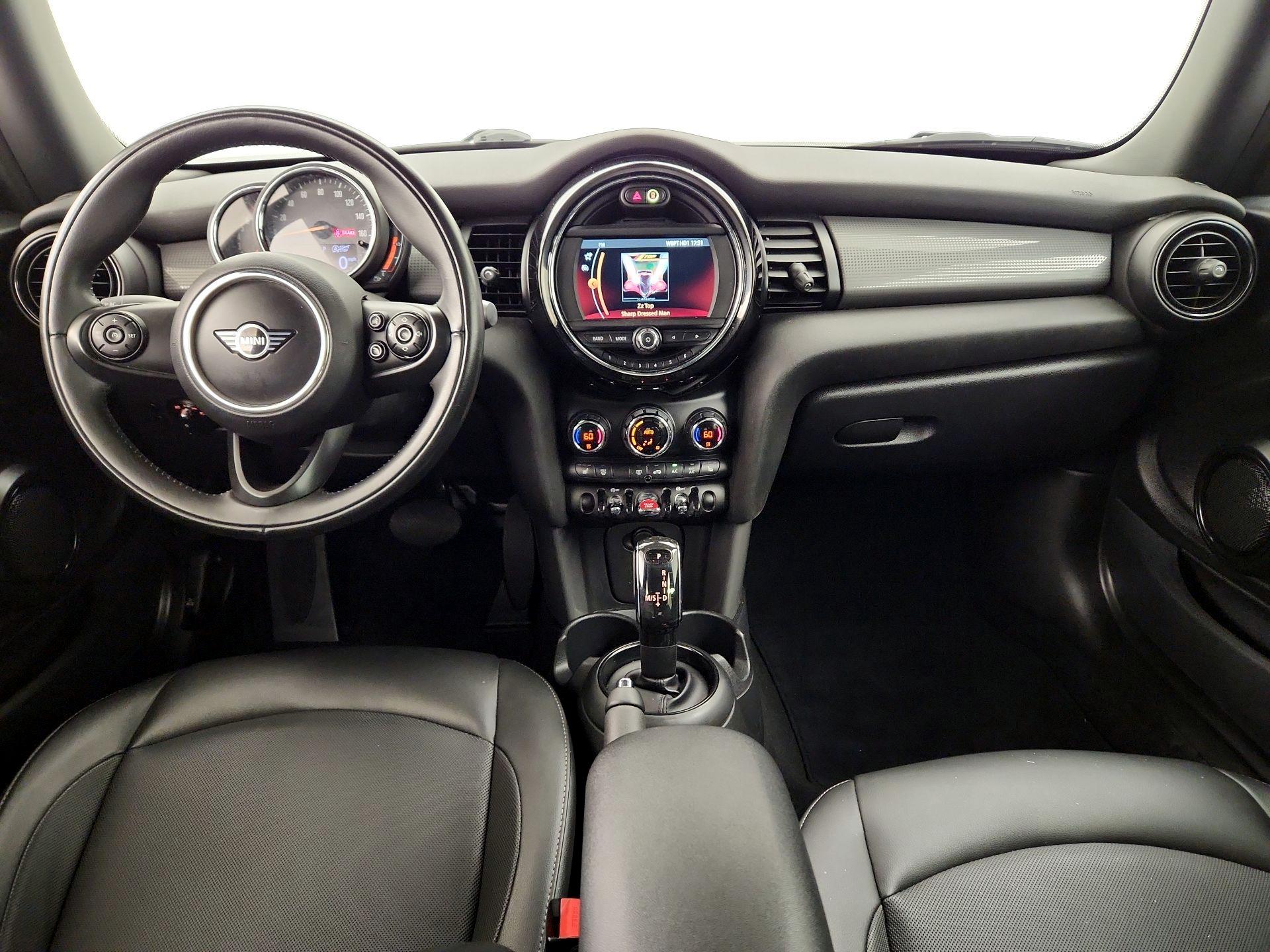 Thumbnail: 2021 MINI Cooper Hardtop - 9