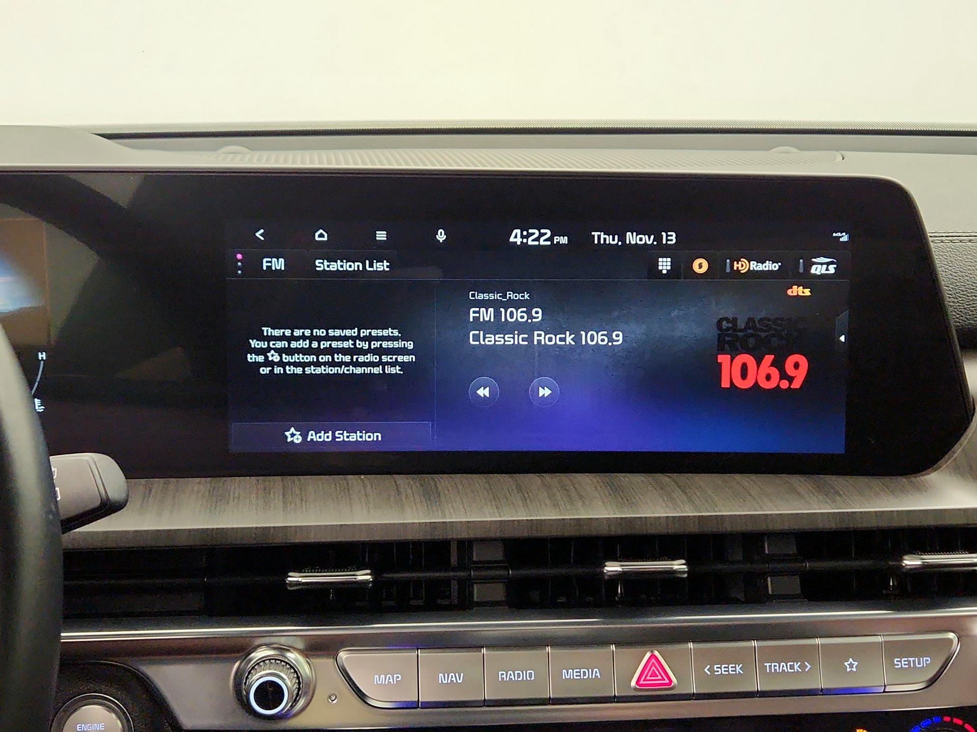 Thumbnail: 2023 Kia Telluride - 16