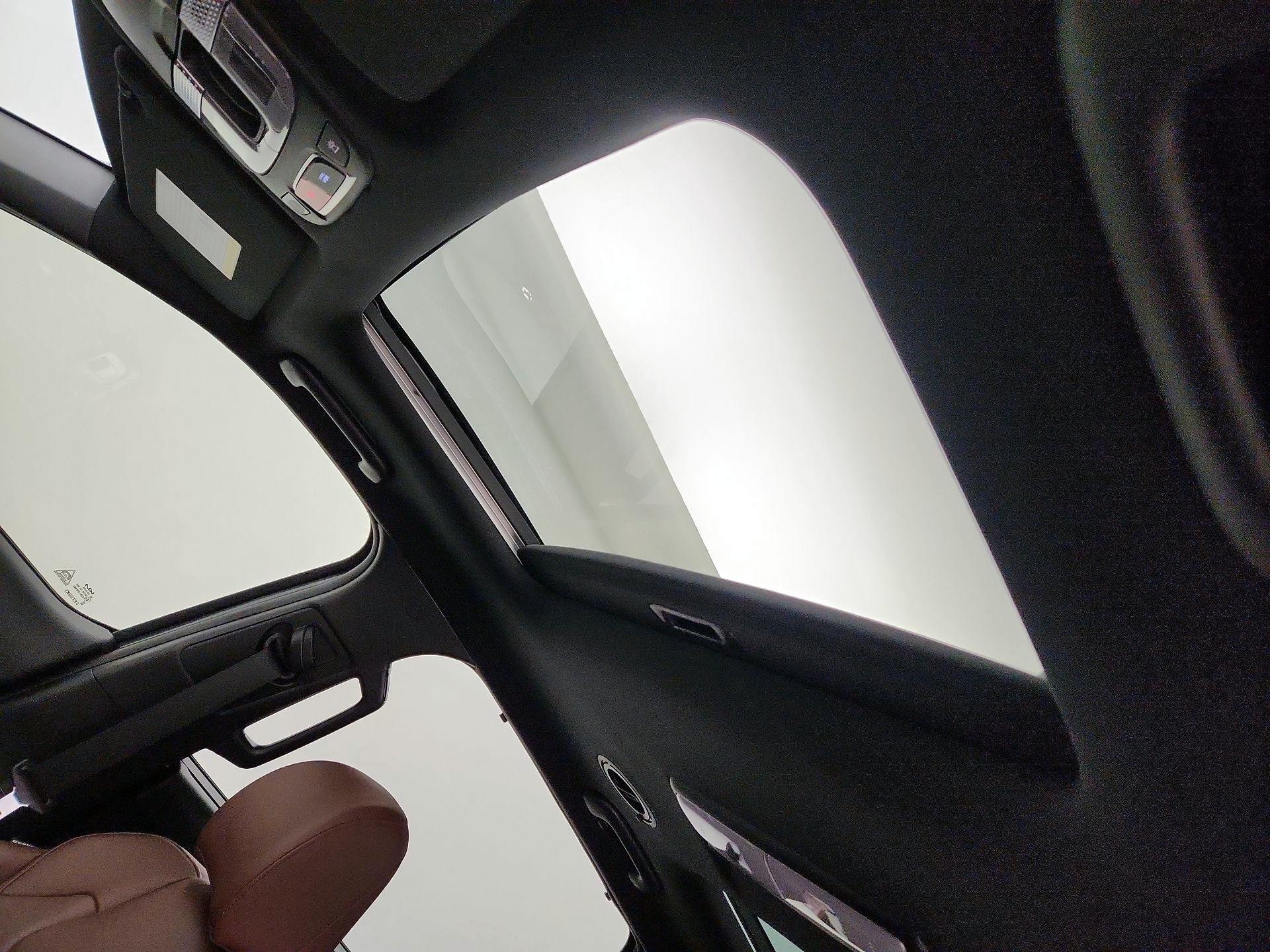 Thumbnail: 2023 Kia Telluride - 20