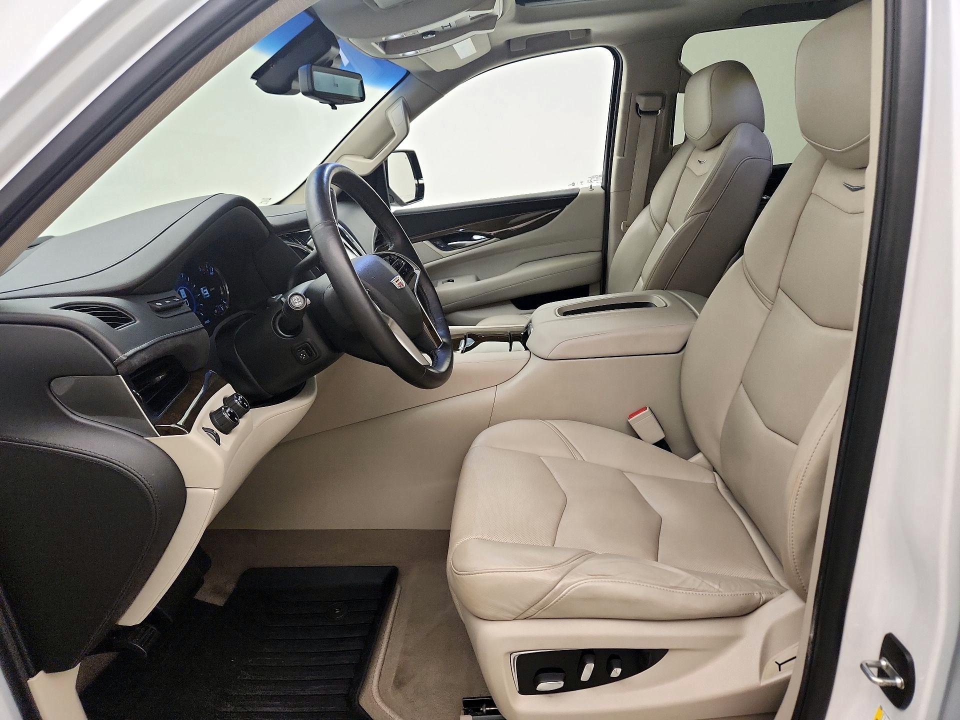 Thumbnail: 2018 Cadillac Escalade - 11