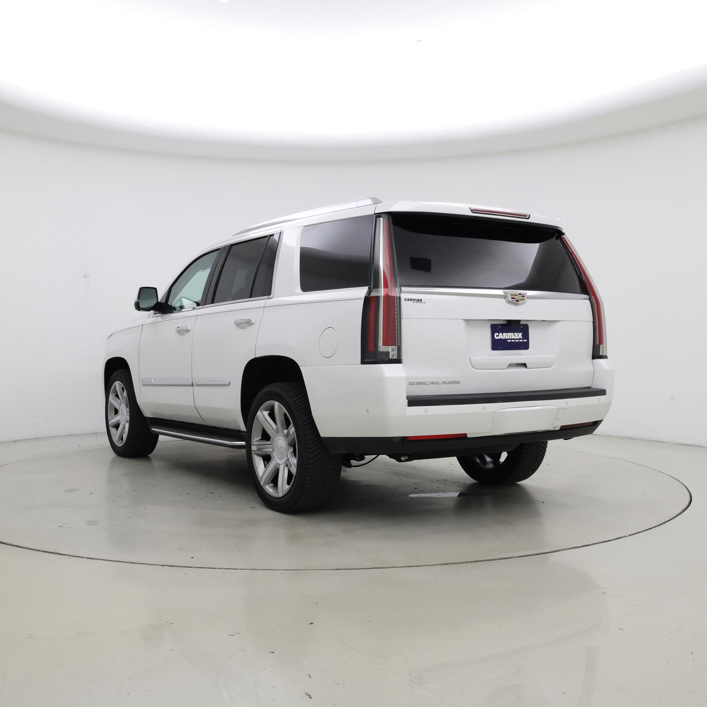 Thumbnail: 2018 Cadillac Escalade - 2