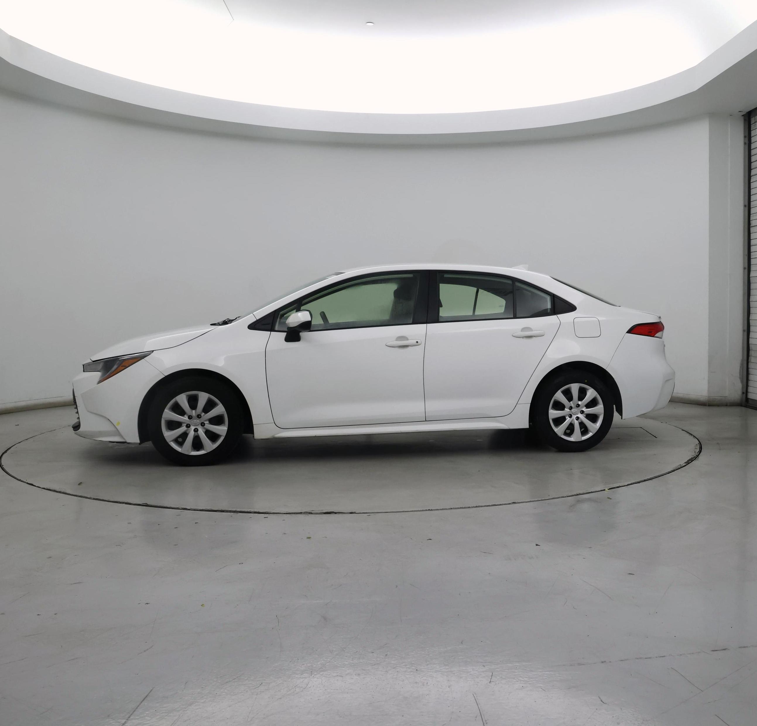 Thumbnail: 2023 Toyota Corolla - 3