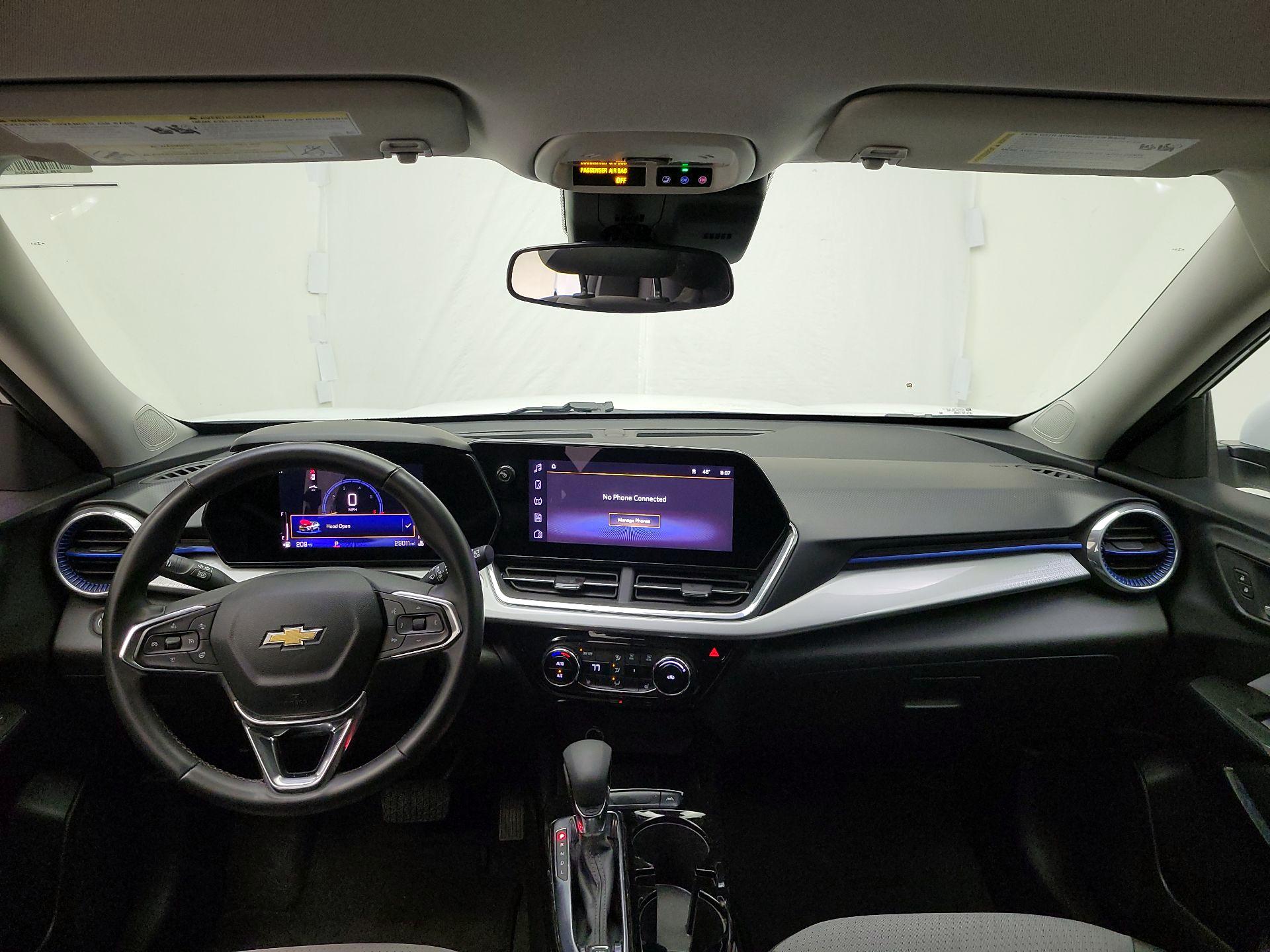 Thumbnail: 2024 Chevrolet Trax - 9