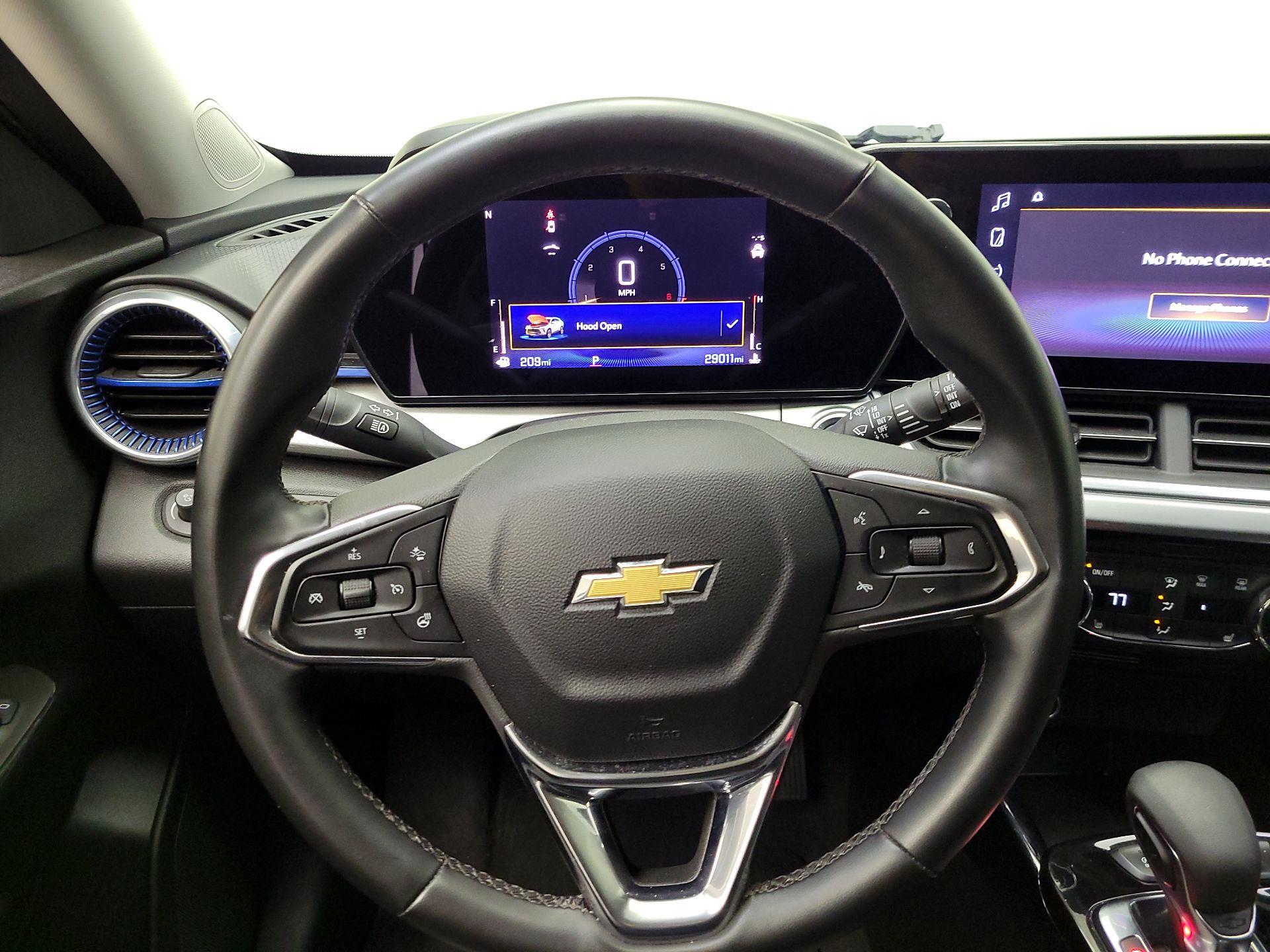 Thumbnail: 2024 Chevrolet Trax - 10