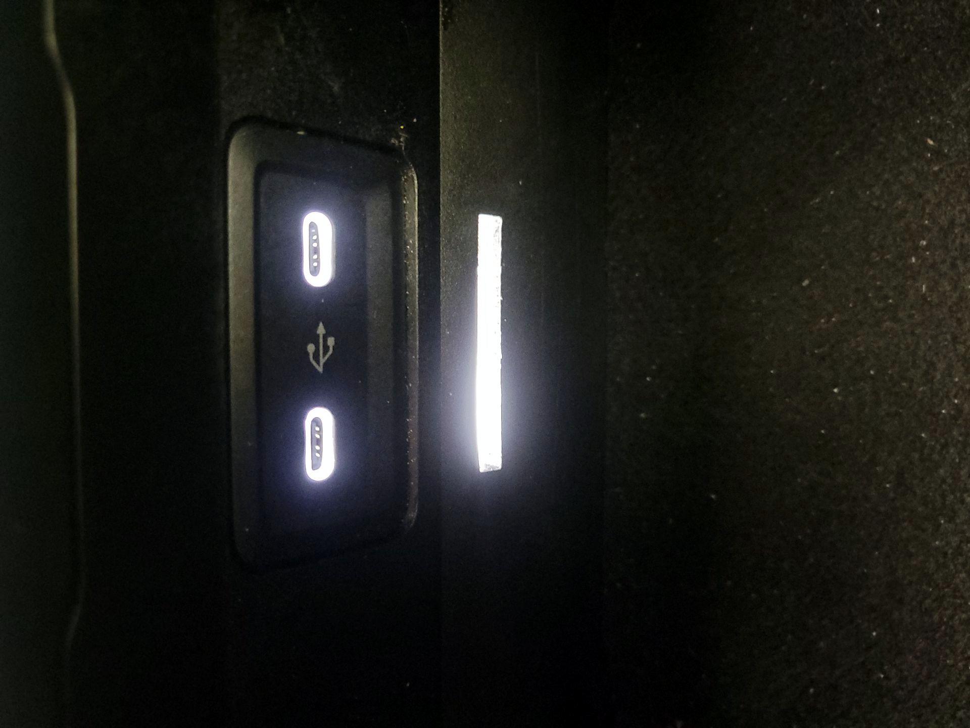 Thumbnail: 2024 Mercedes-Benz C-Class - 18