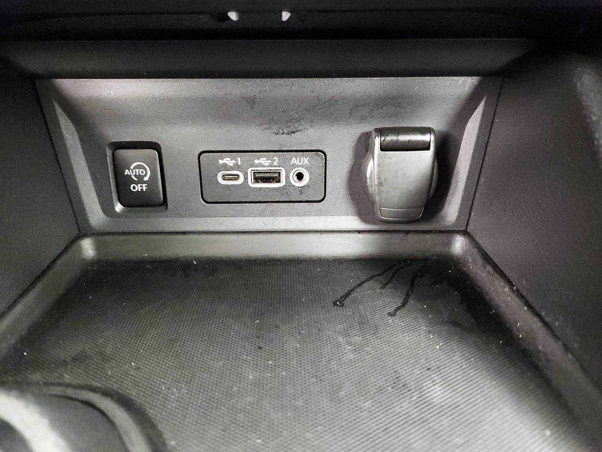 Thumbnail: 2024 Nissan Sentra - 18