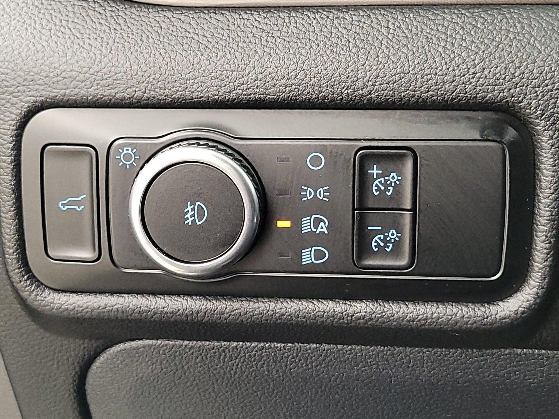 Thumbnail: 2024 Ford Explorer - 13