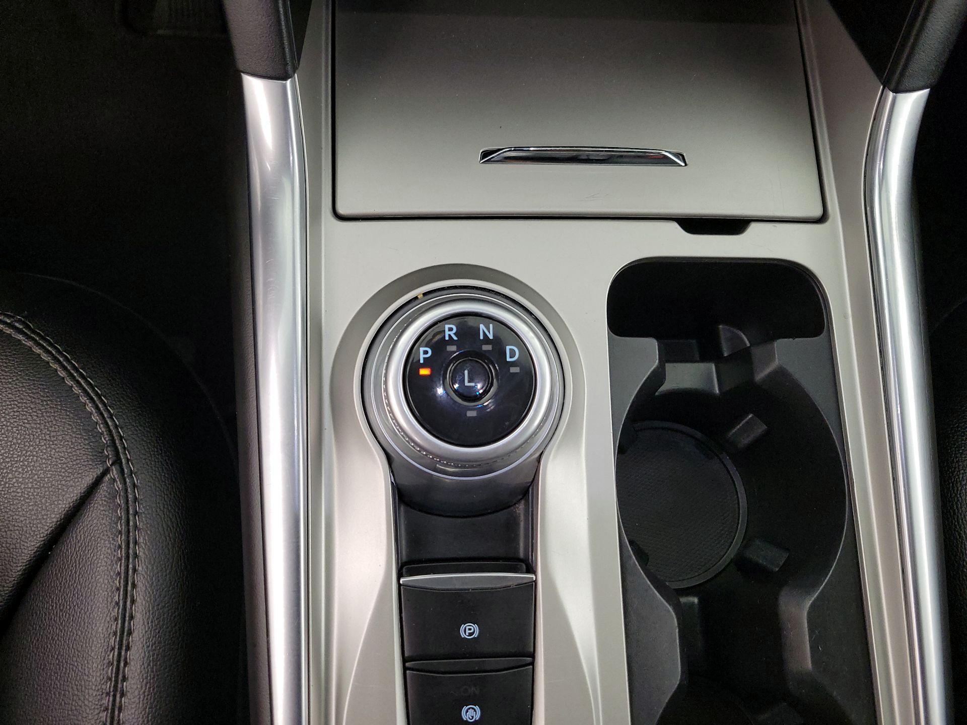 Thumbnail: 2024 Ford Explorer - 18