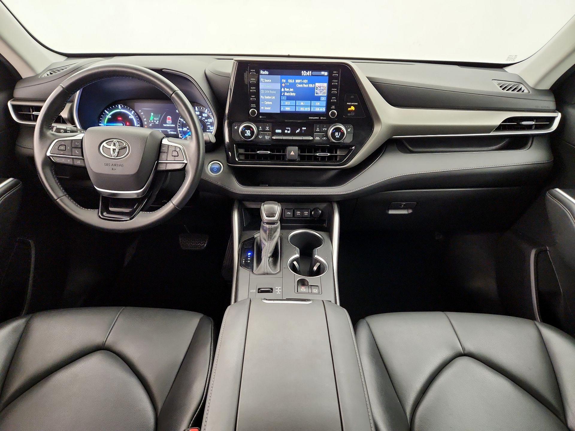 Thumbnail: 2021 Toyota Highlander - 9