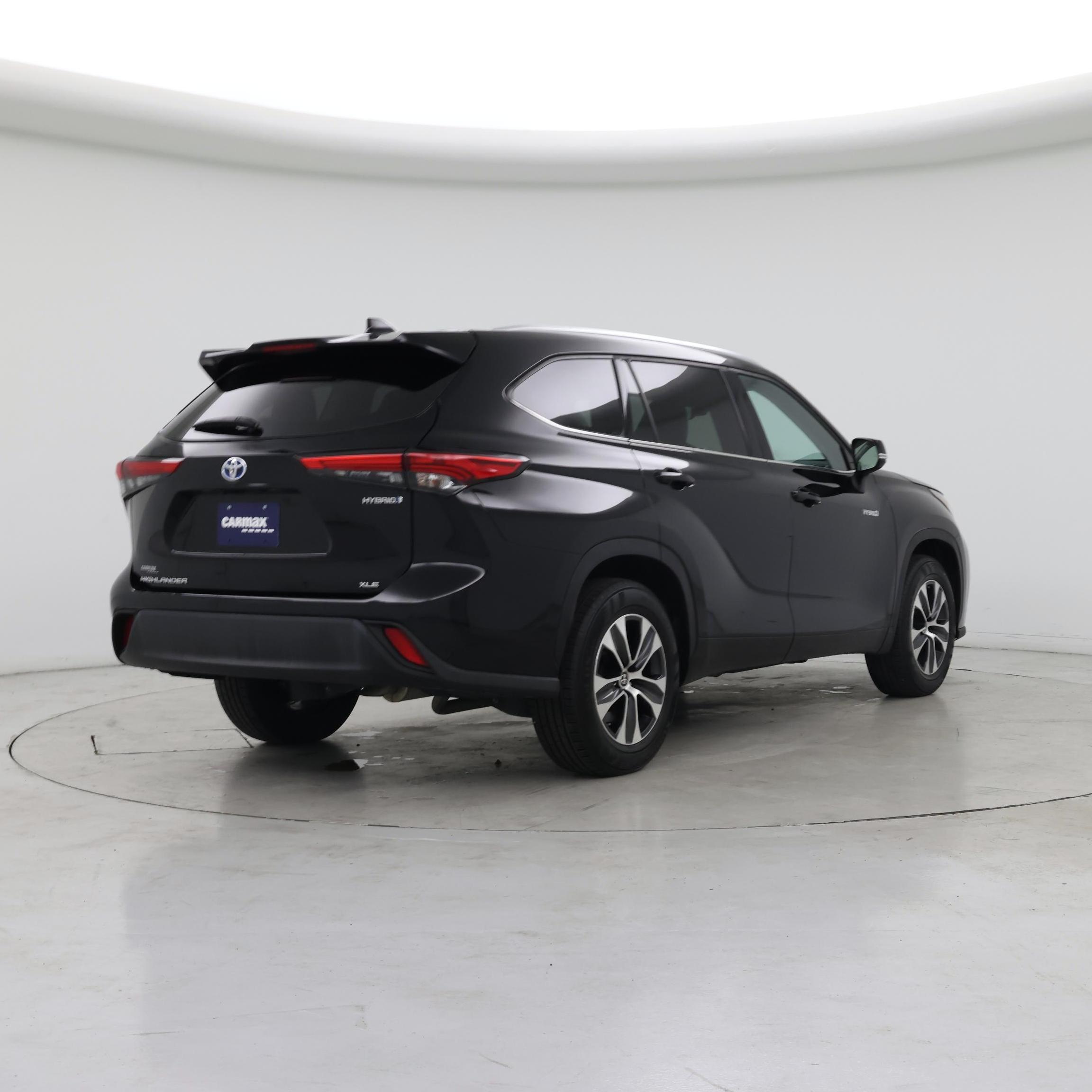 Thumbnail: 2021 Toyota Highlander - 8