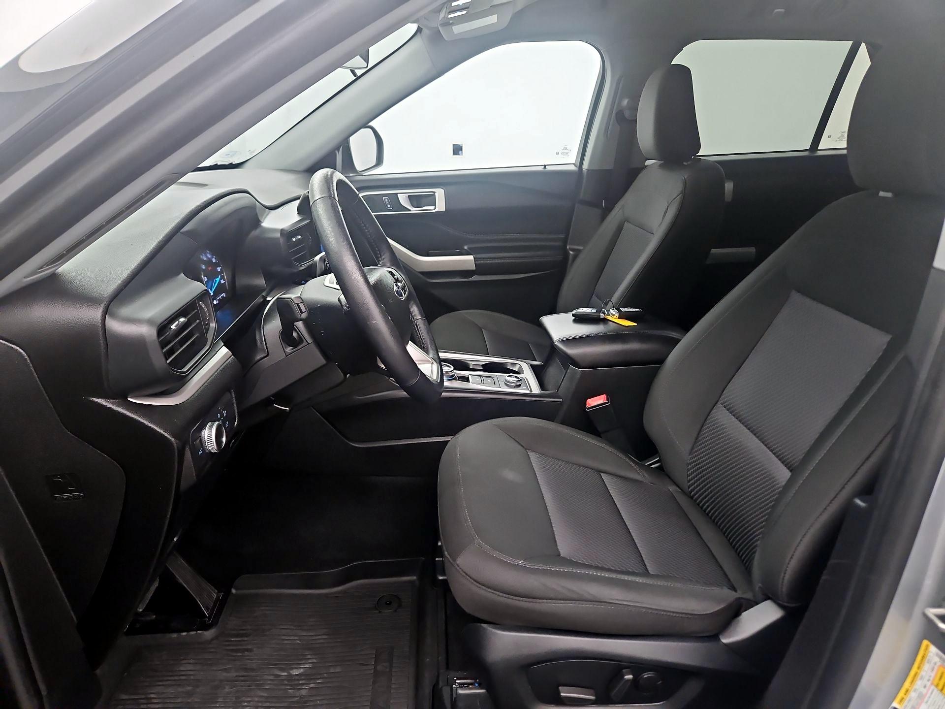 Thumbnail: 2022 Ford Explorer - 11